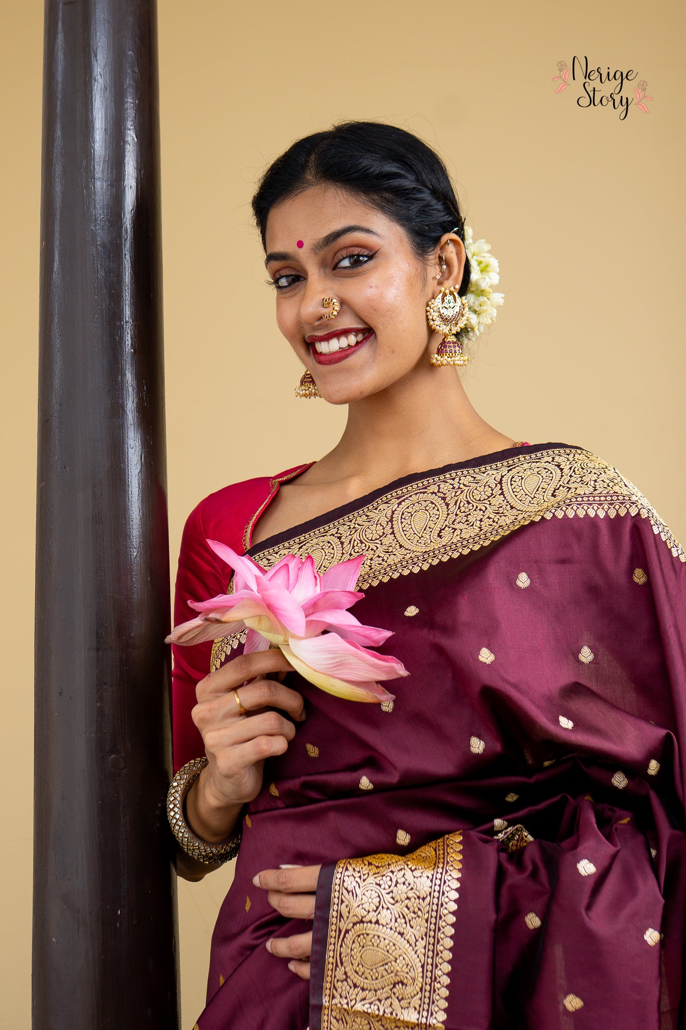 GOPIKA (गोपिका)