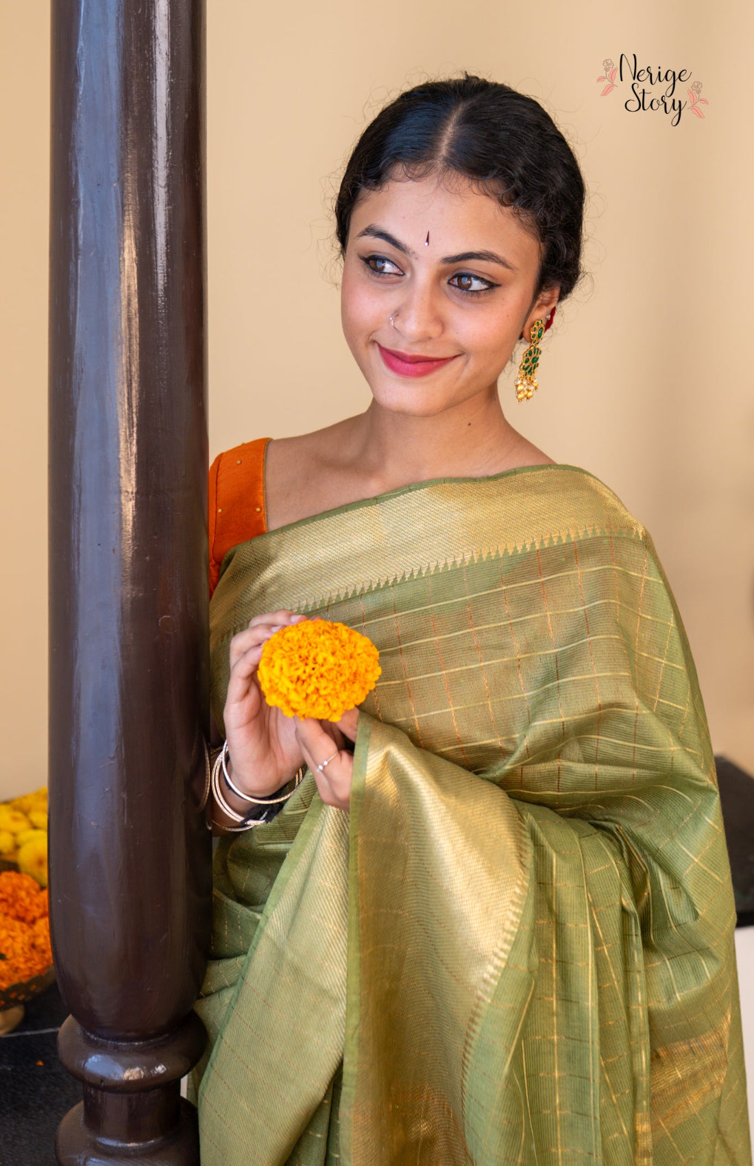 TRIBHANGI (त्रिभंगी)