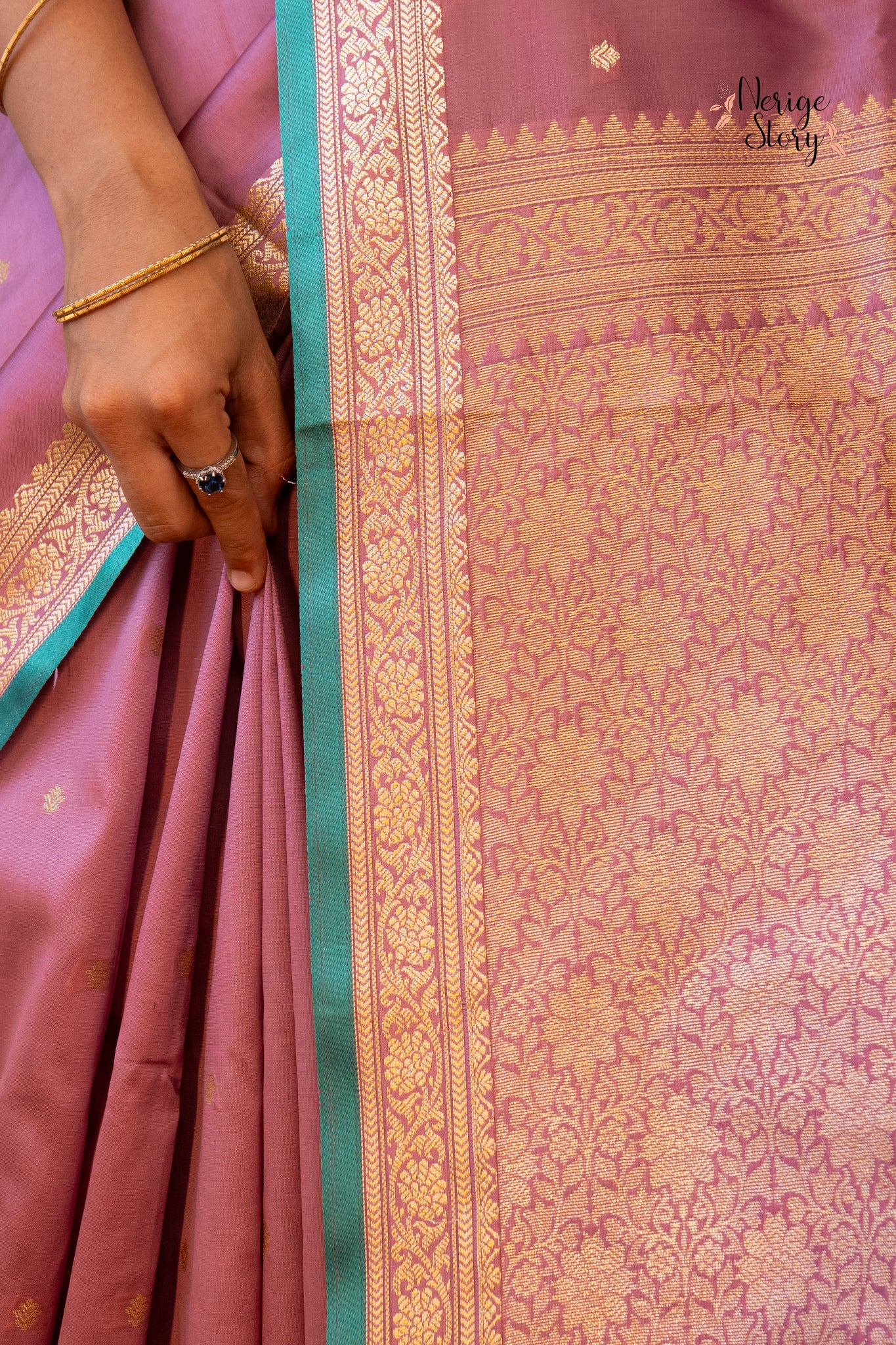 DARSHVINI (दर्श्विनी)