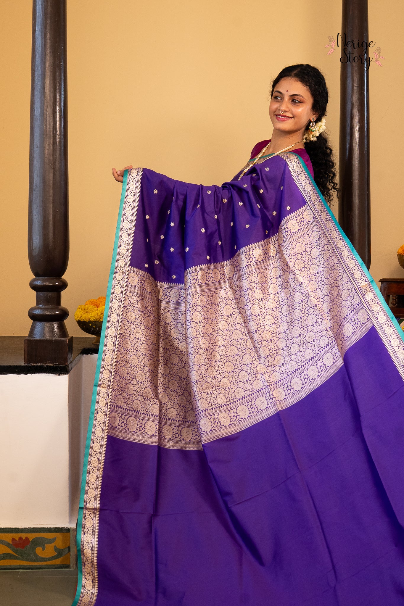 BAHARIKA (बहारिका)