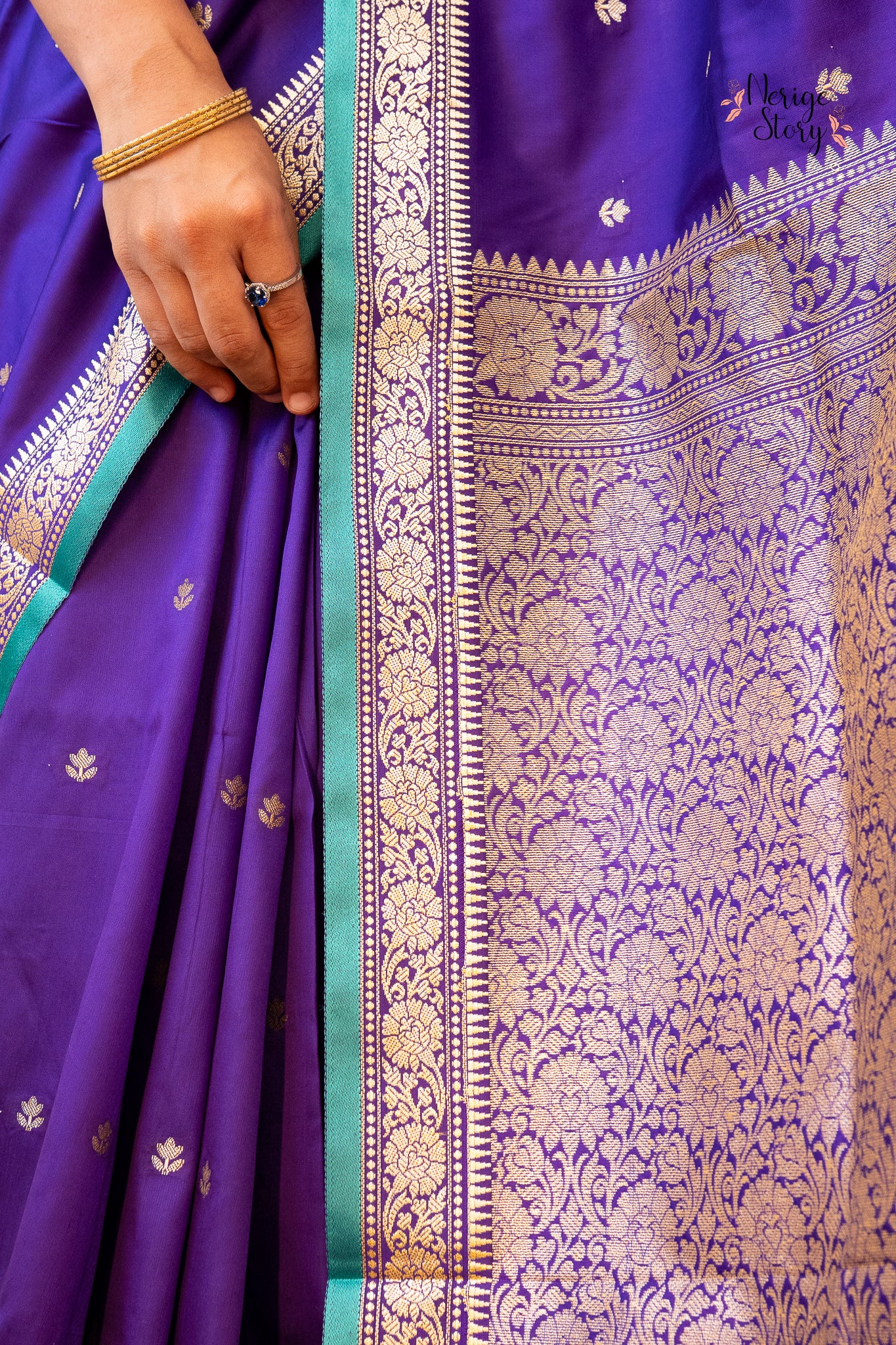BAHARIKA (बहारिका)