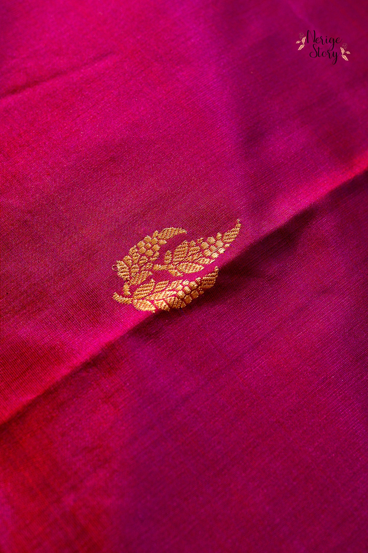 AHRUTI (आहुति)