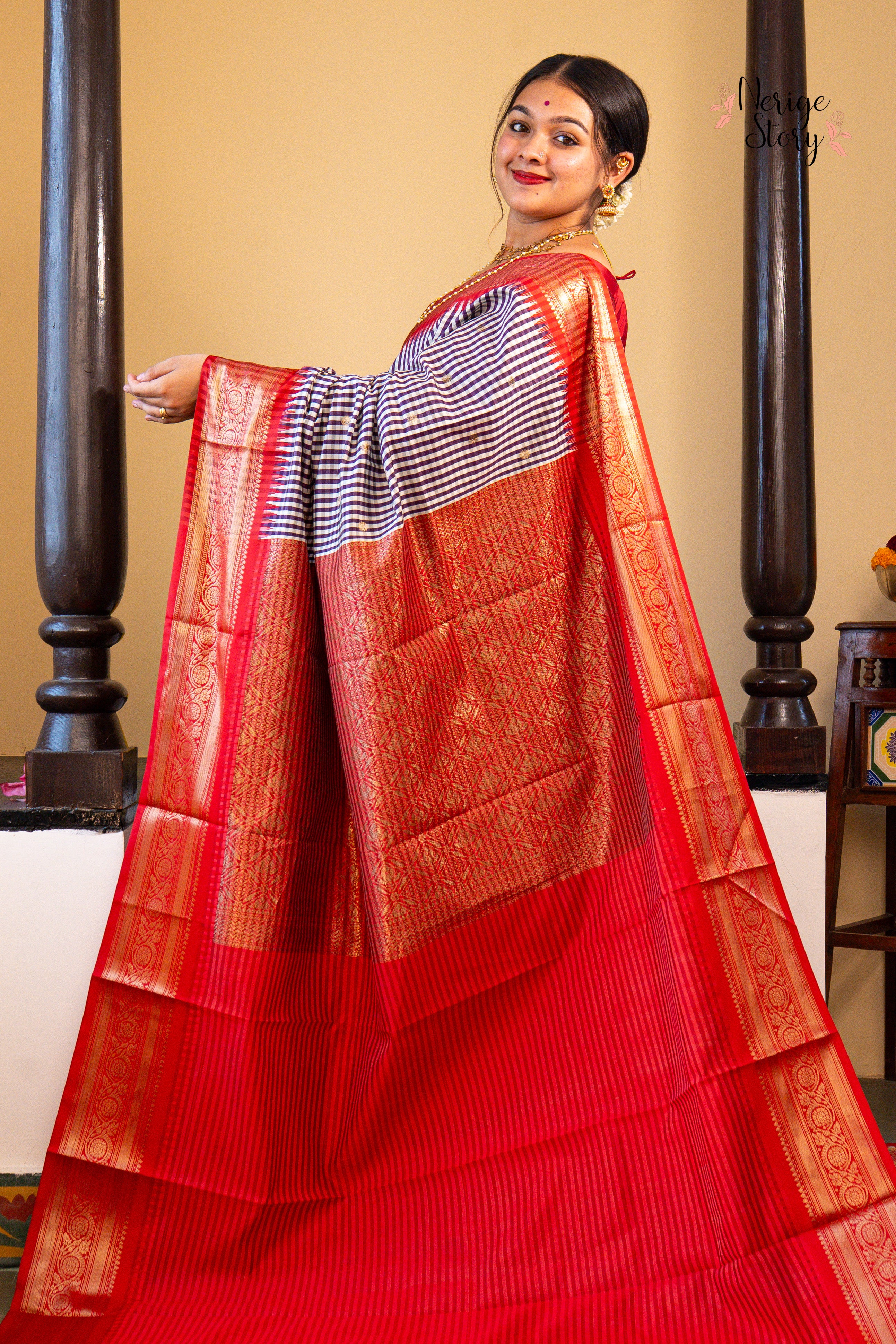 ANAHITA (अनाहिता)