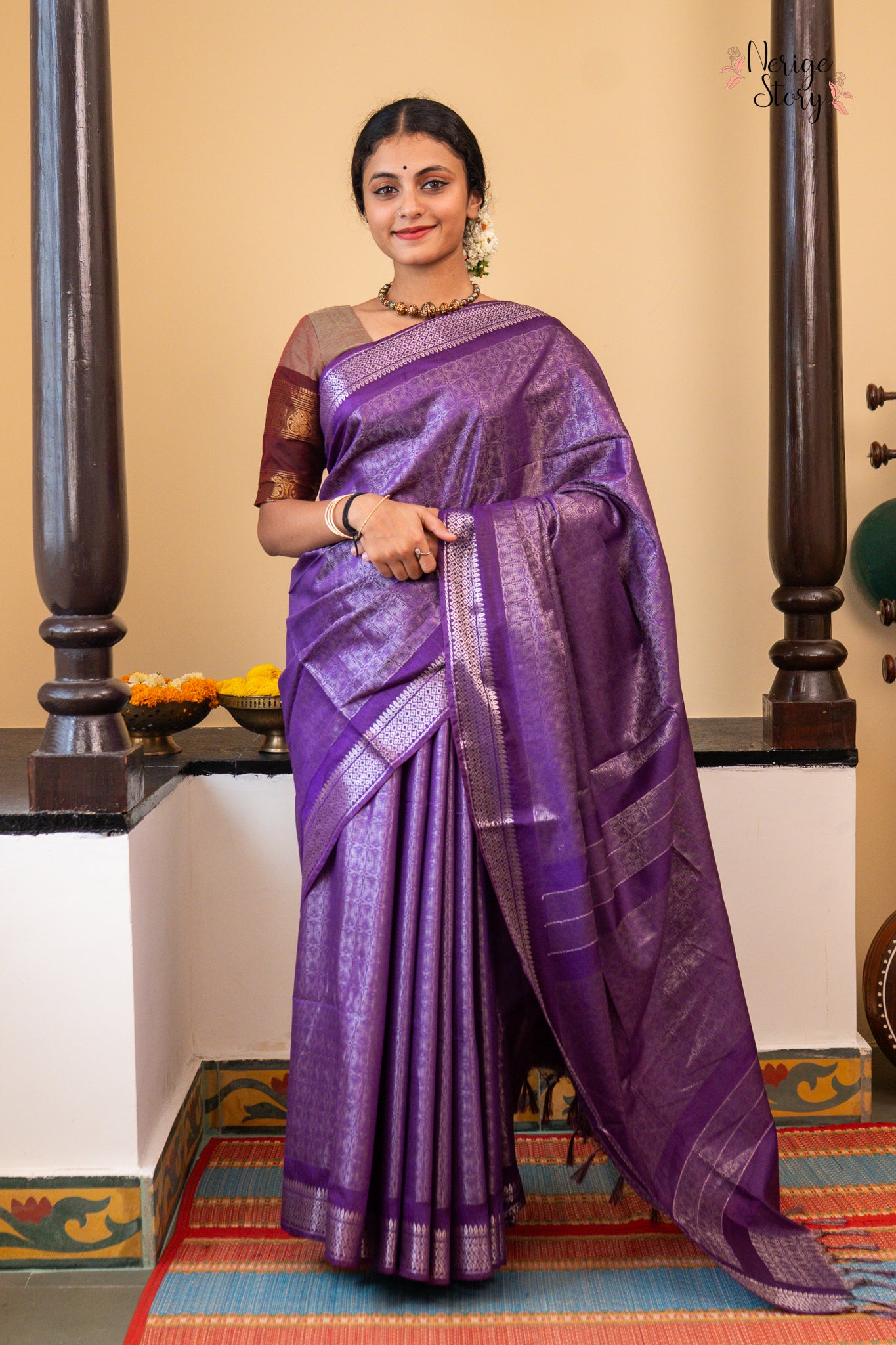 KAMANJA (कमनजा)