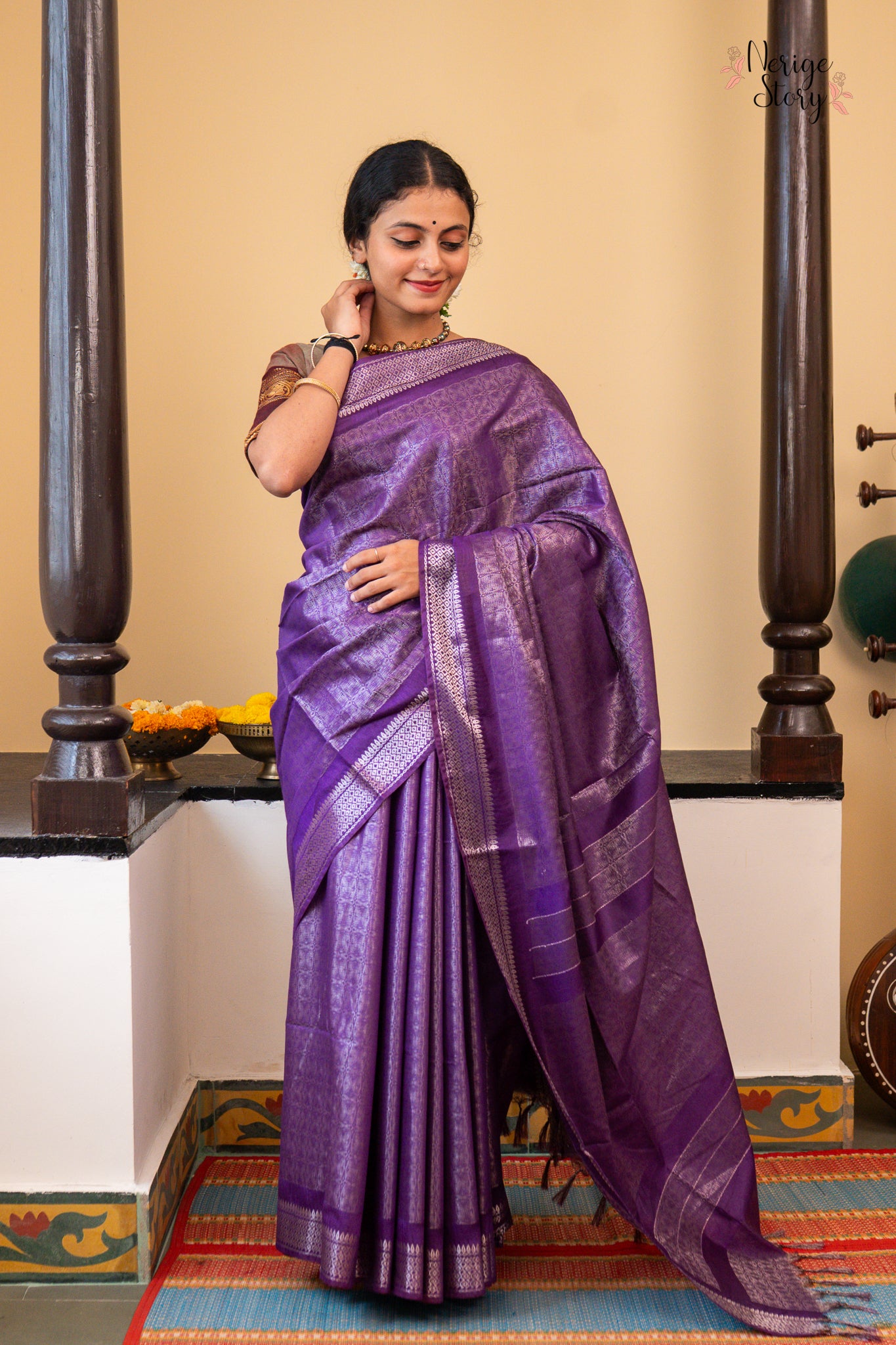KAMANJA (कमनजा)