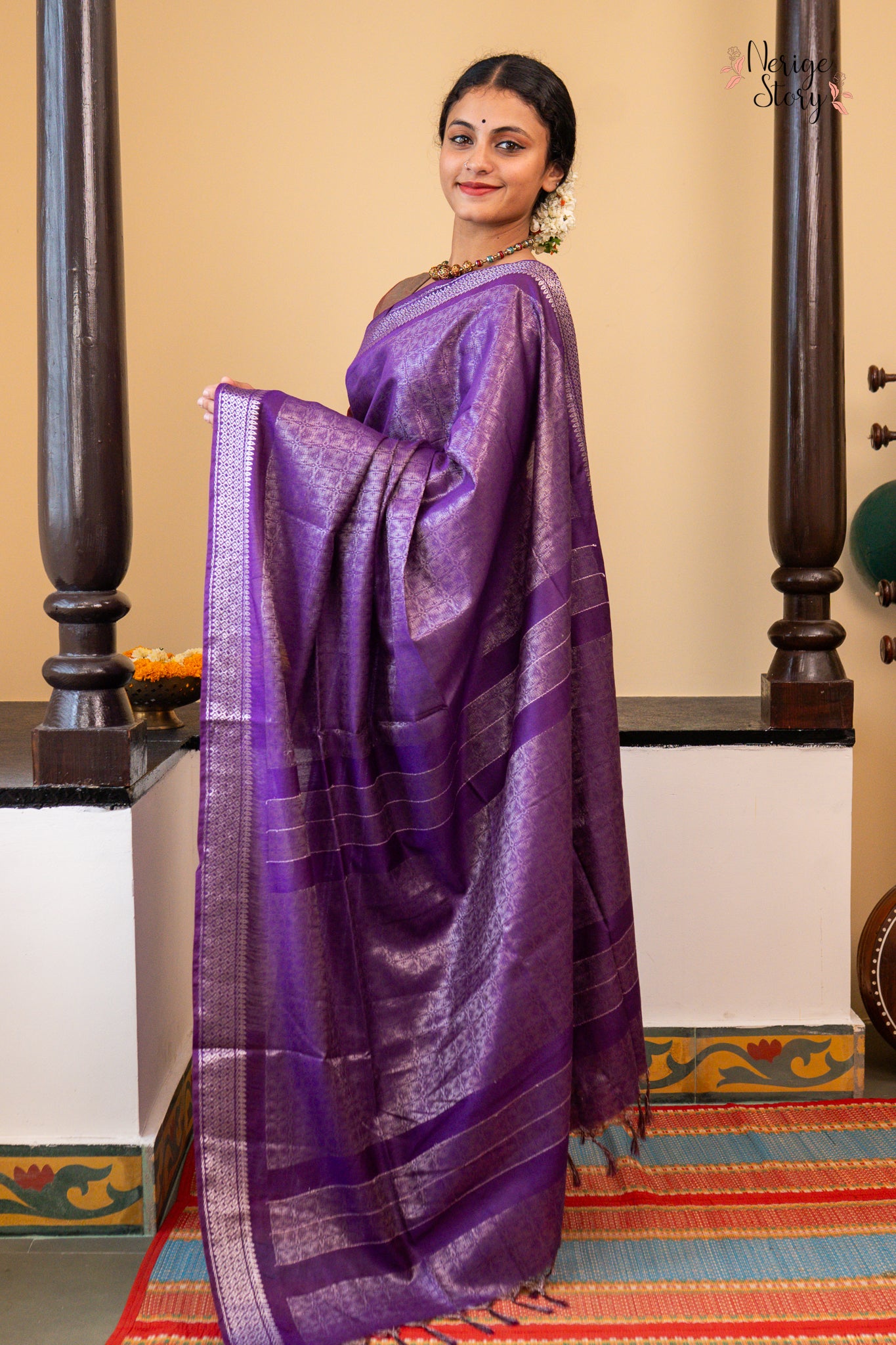 KAMANJA (कमनजा)