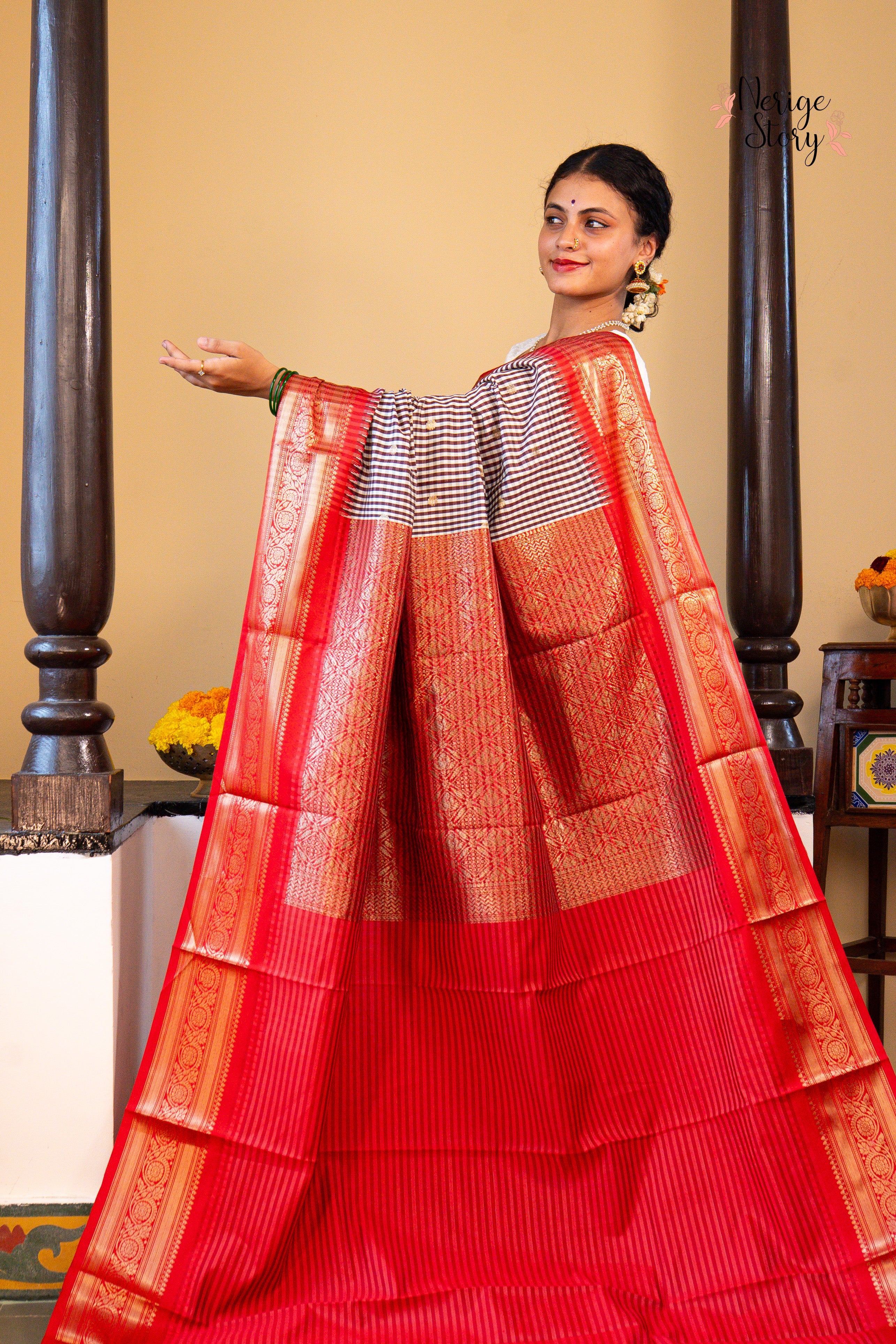 AKSHAINI (अक्षैणी)