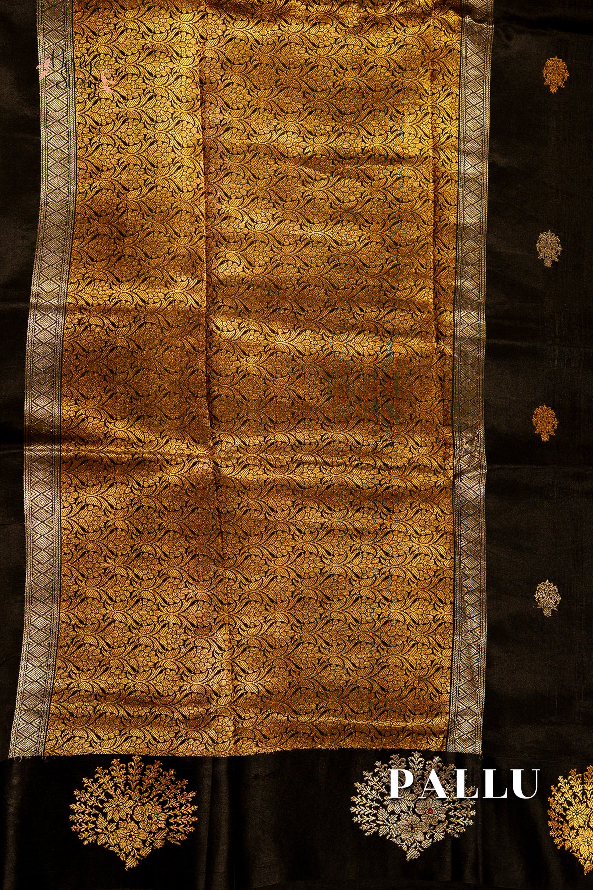 KSHANIKA (क्षणिका)