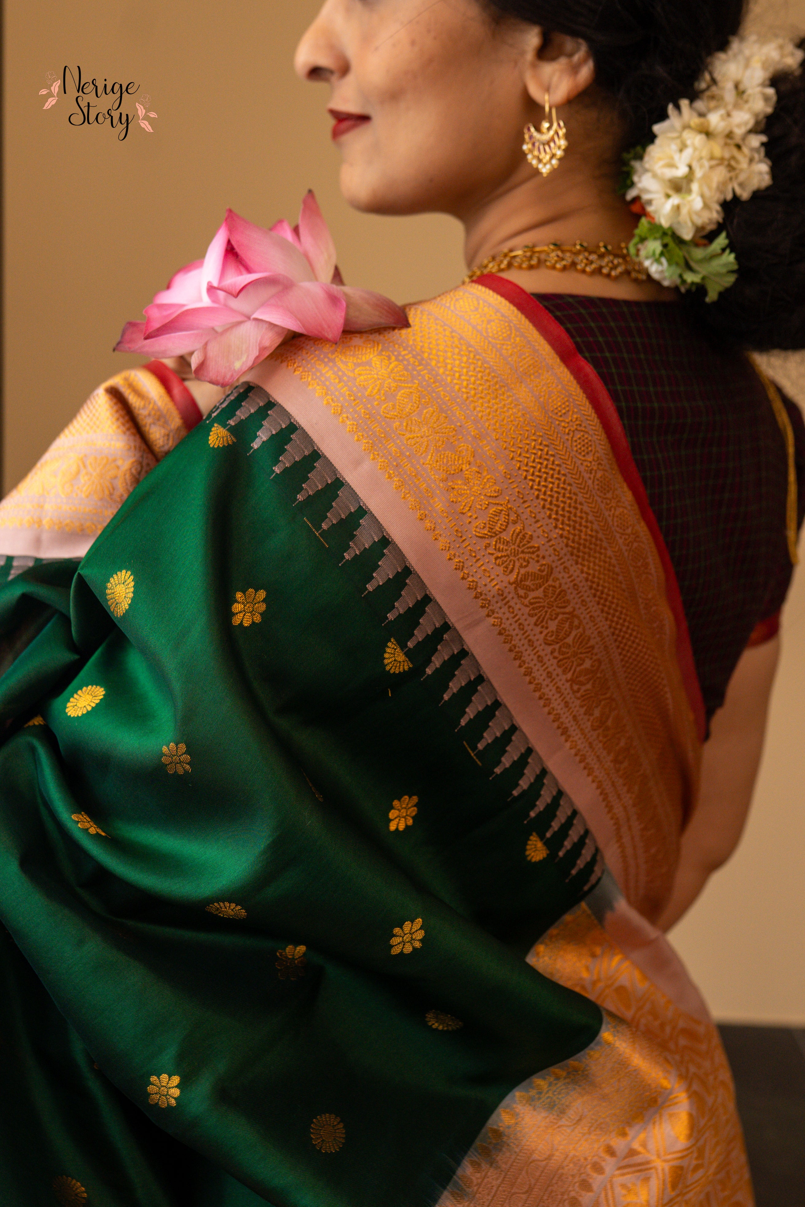 VARNIKA JYOTHI (వర్ణిక జ్యోతి)