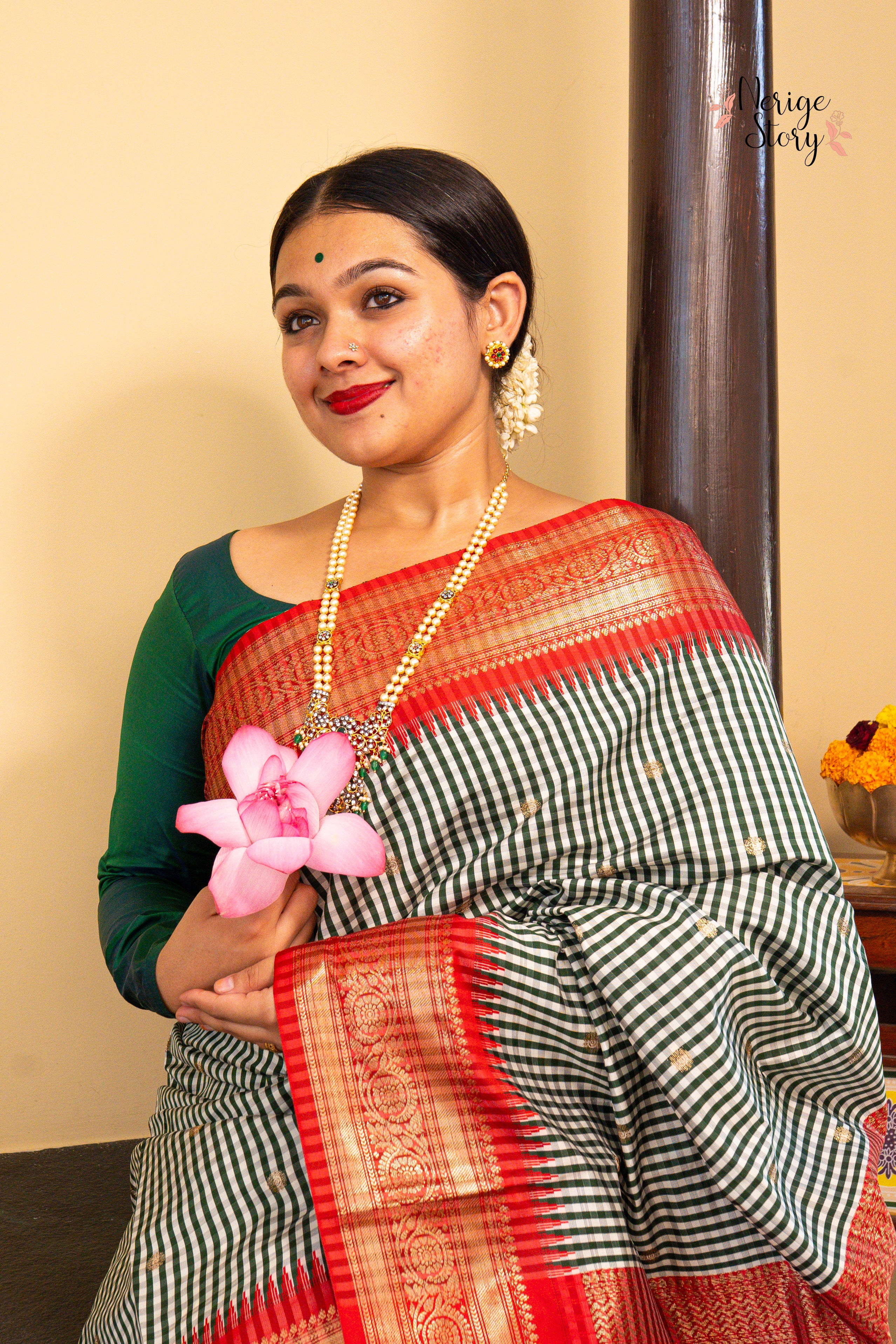AKRITI (आकृति)