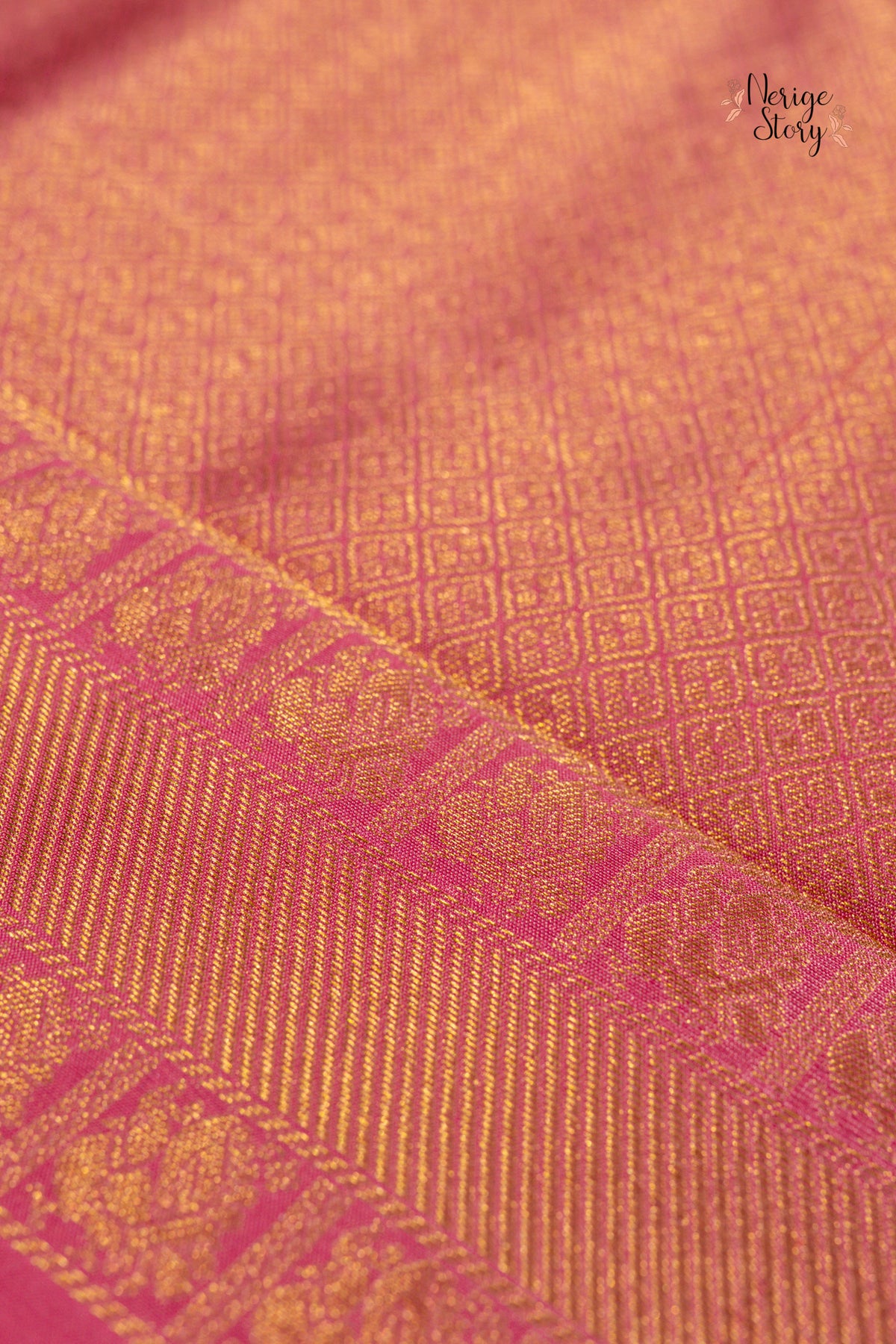 PARNIKA (பர்ணிகா)