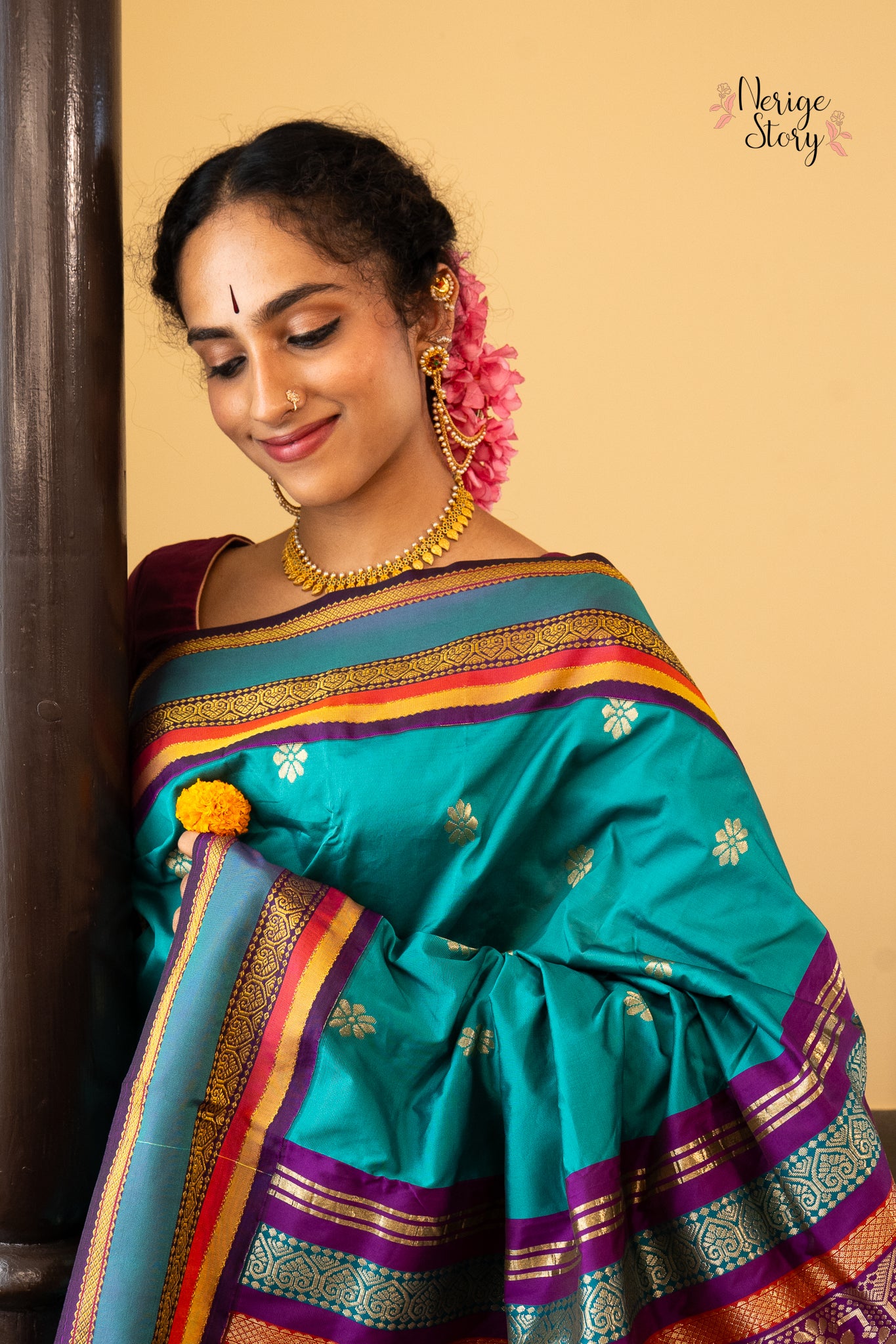 GUNASHRI (ಗುಣಶ್ರೀ)