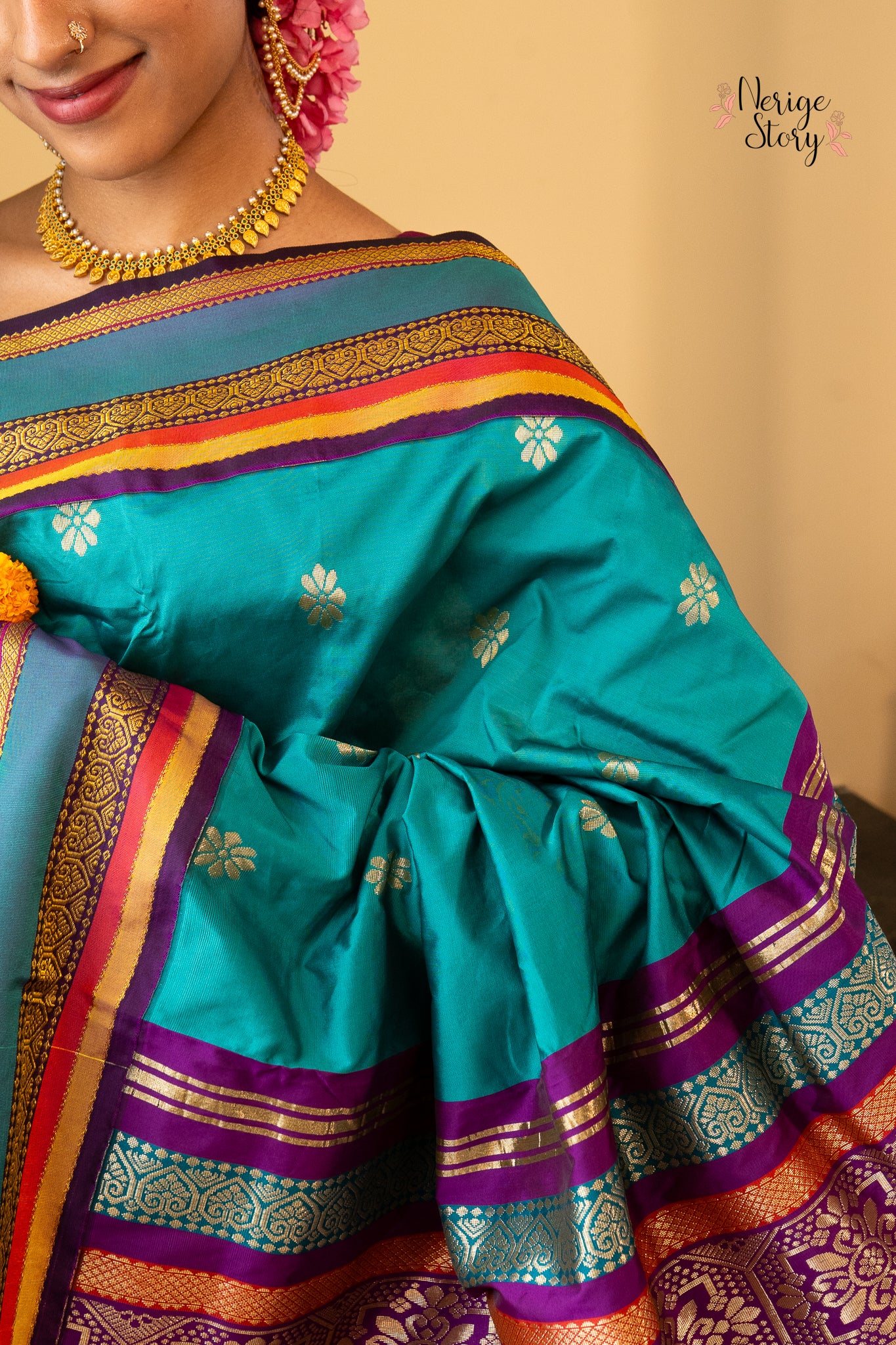 GUNASHRI (ಗುಣಶ್ರೀ)