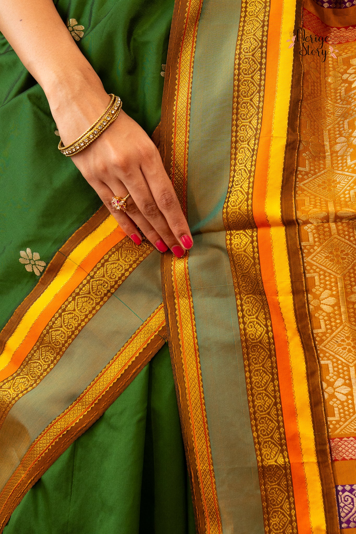 EKAVALI (ಏಕಾವಳಿ)