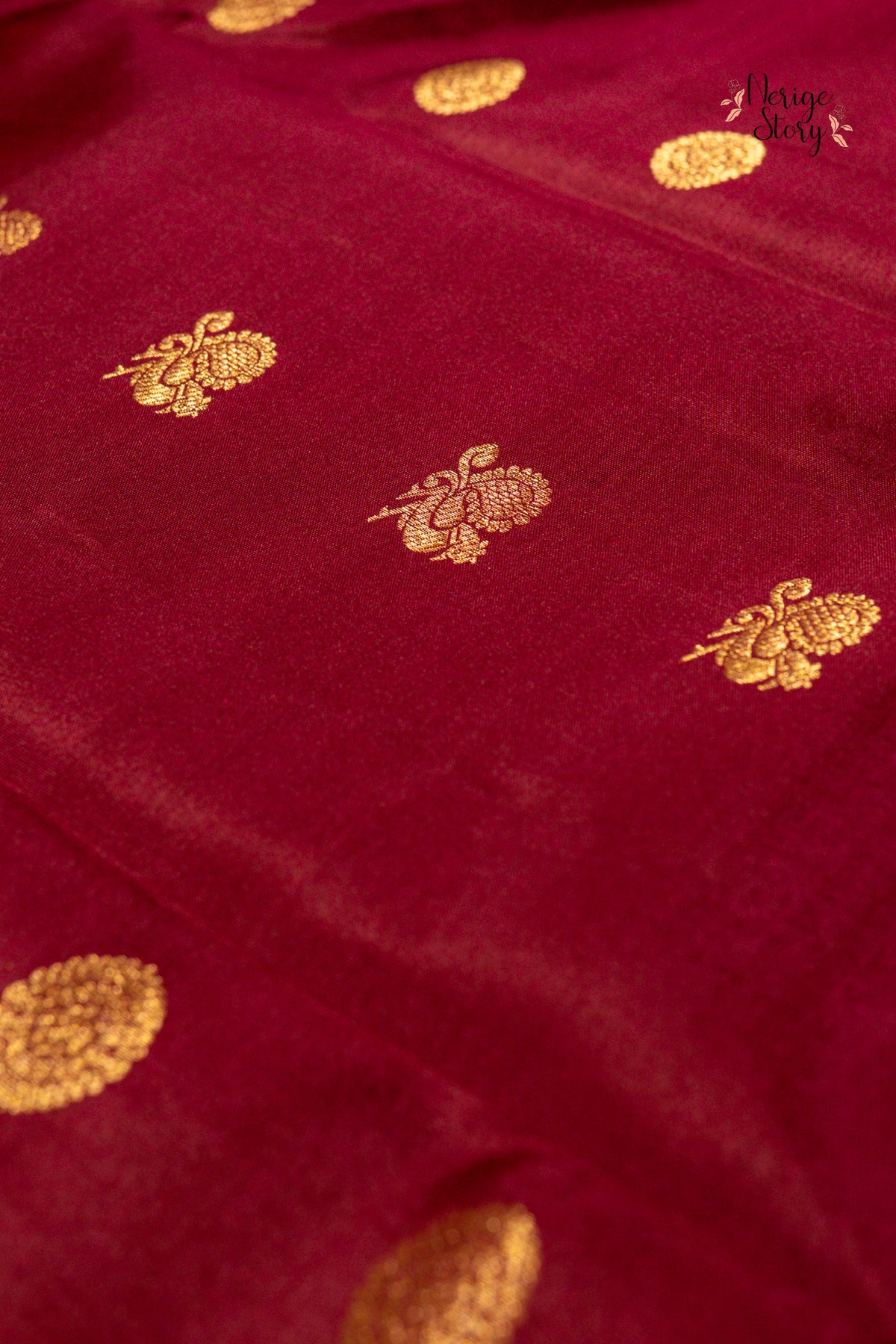 THAMARAI (தாமரை)