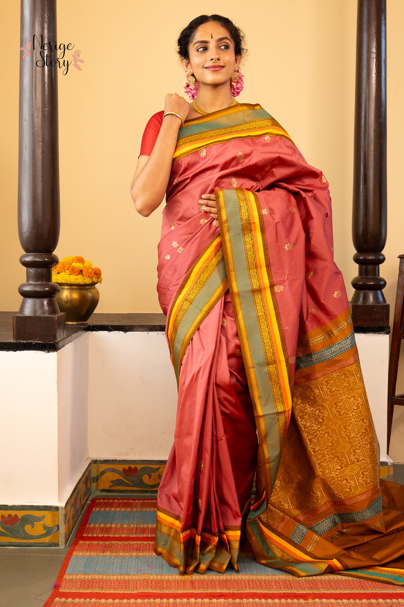 DAMINIKA (ದಾಮಿನಿಕಾ)