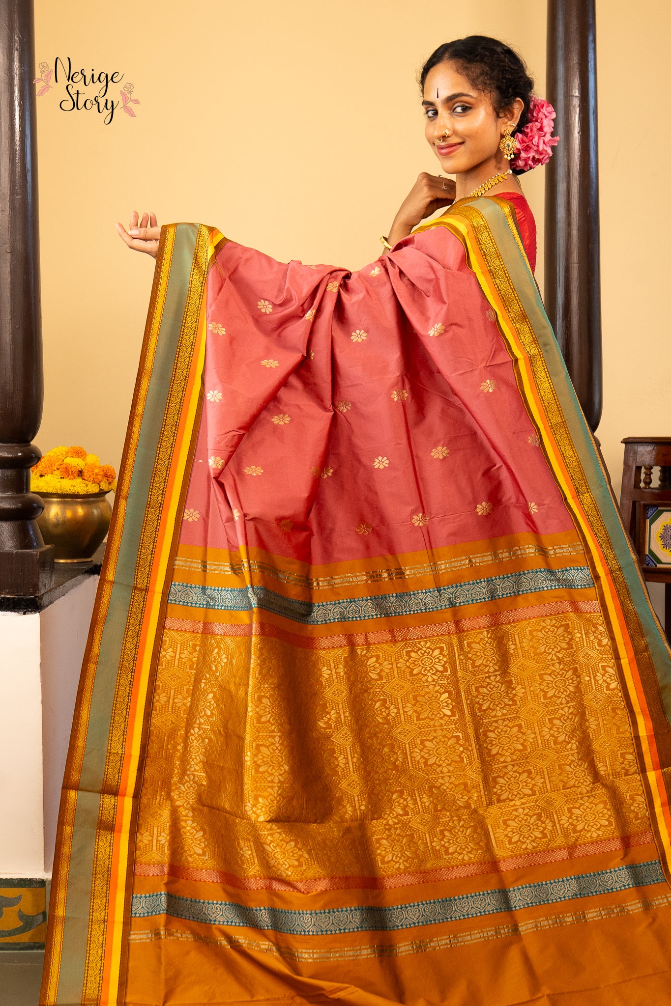 DAMINIKA (ದಾಮಿನಿಕಾ)
