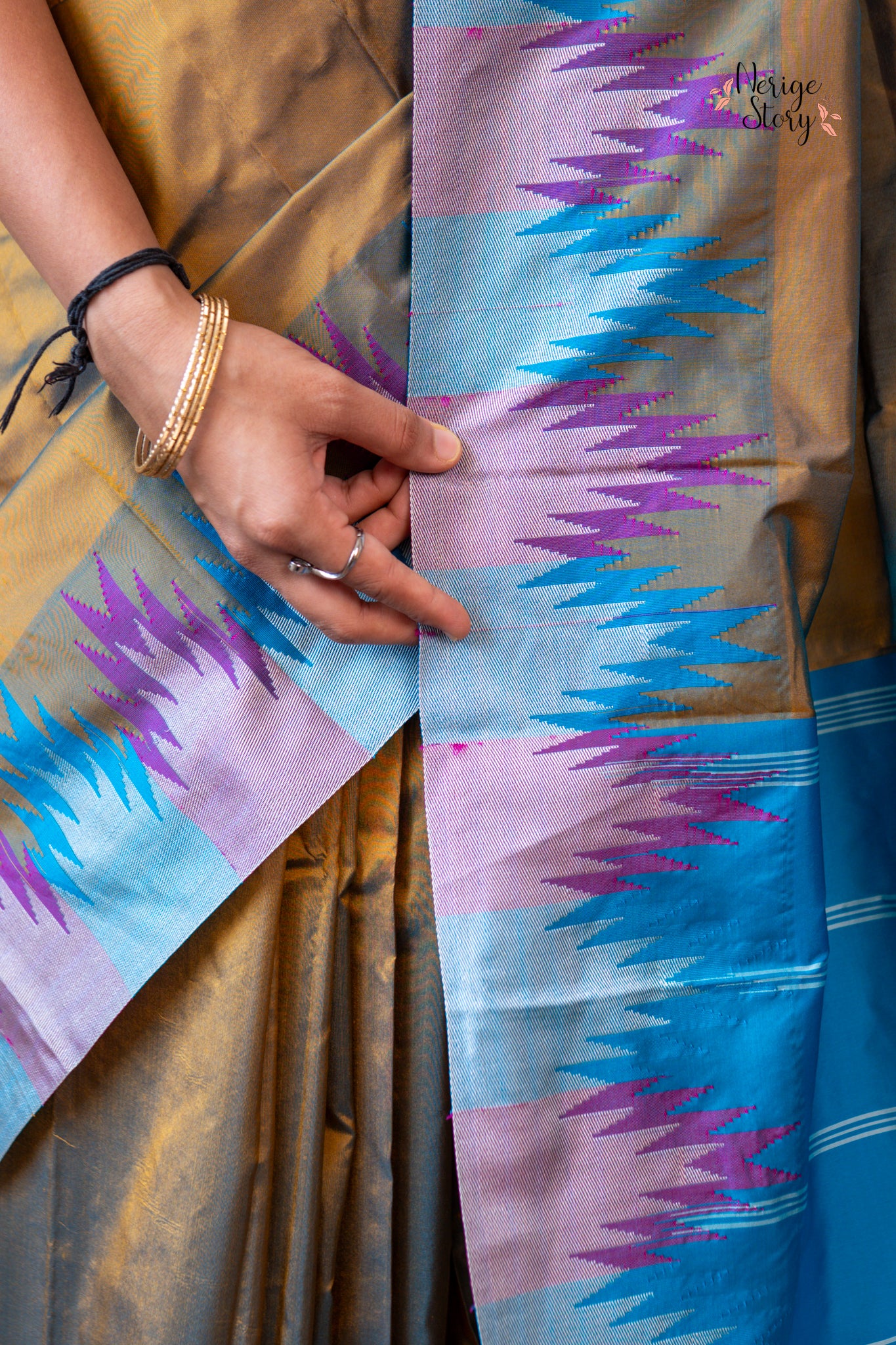 DIVYA (ದಿವ್ಯಾ)