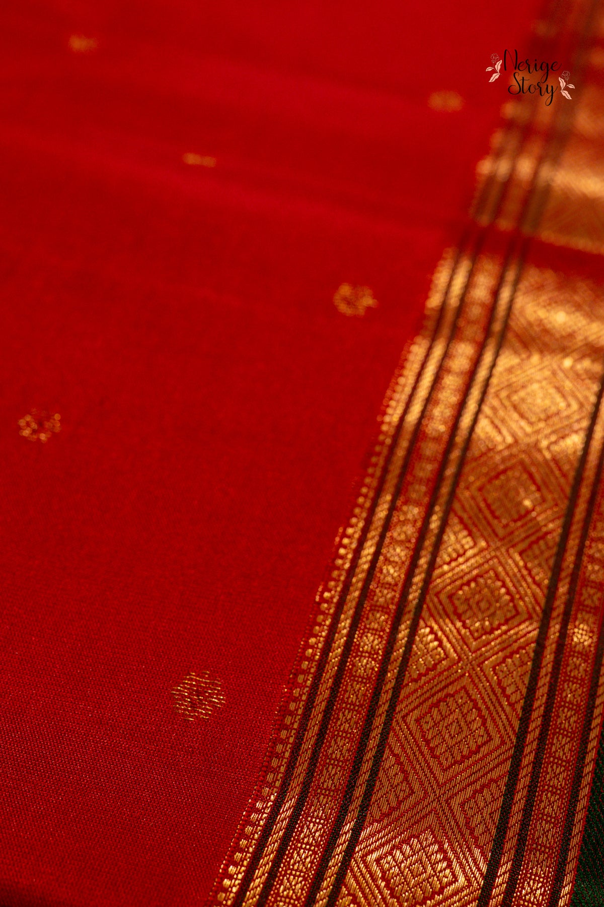 JASMITHA (ஜஸ்மிதா)