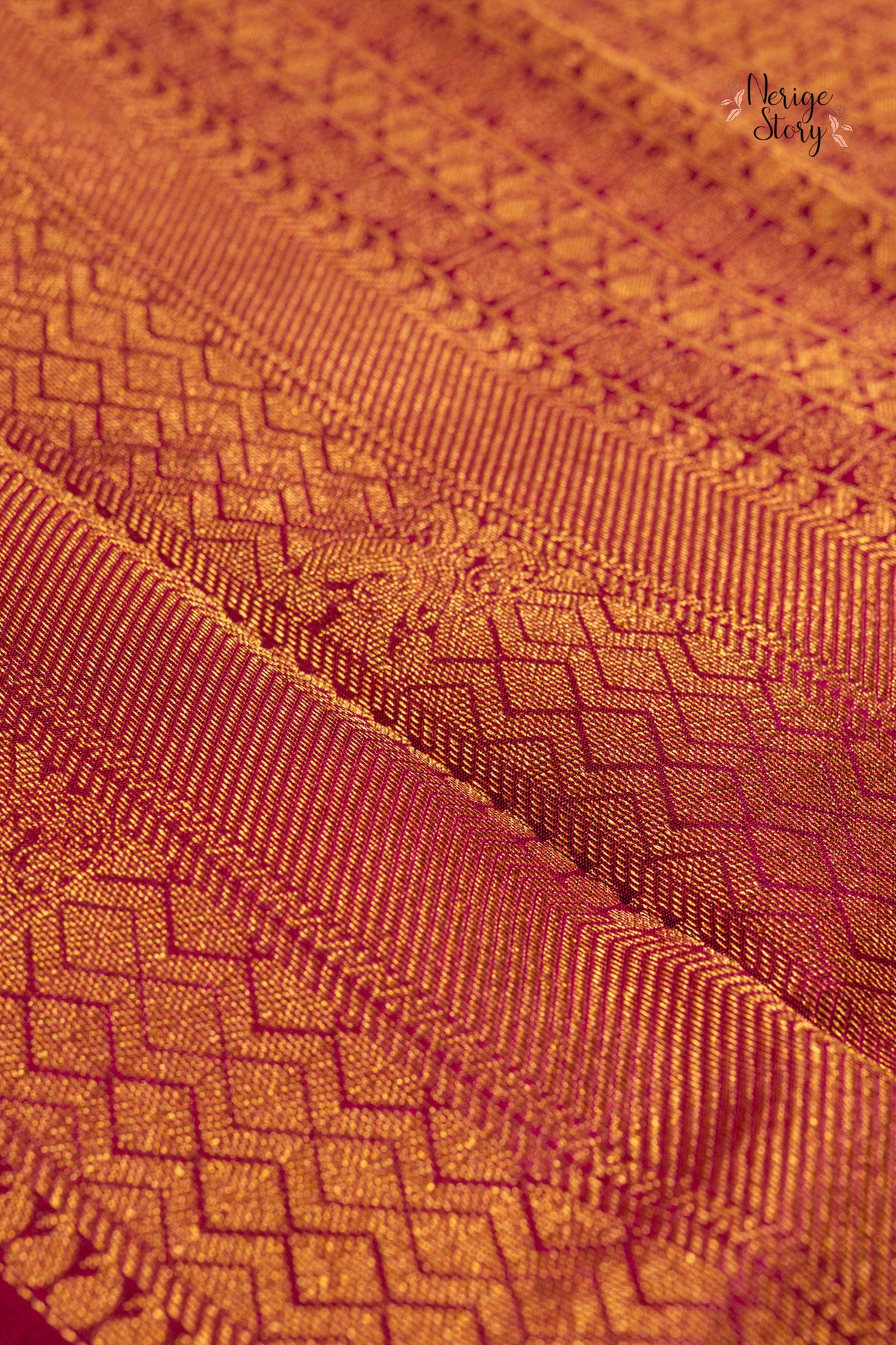 DHARMINI (ధర్మిణి)