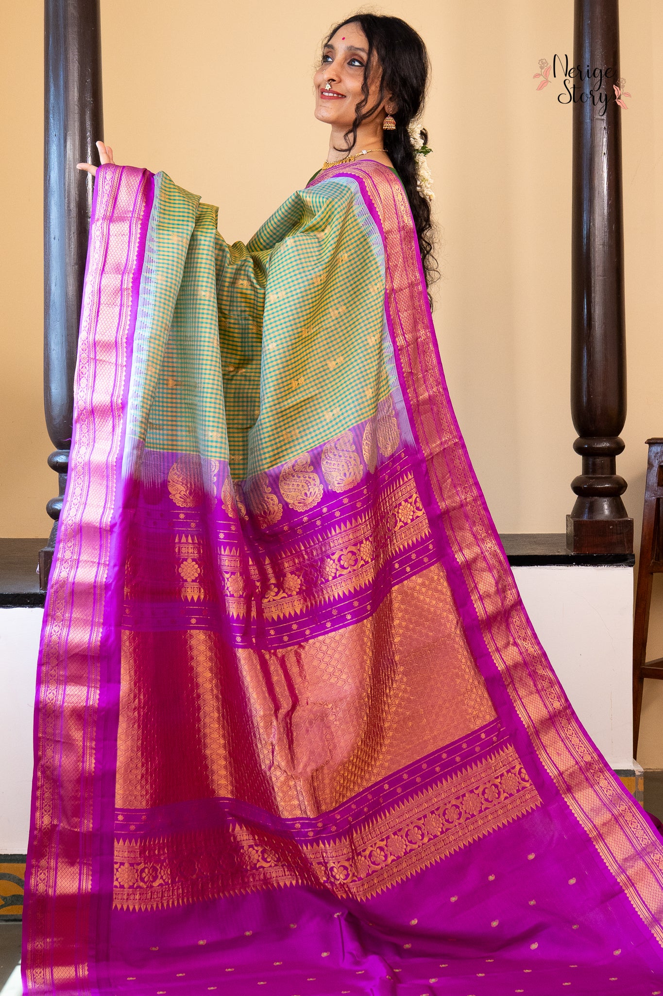 PARVATHI (పార్వతి)