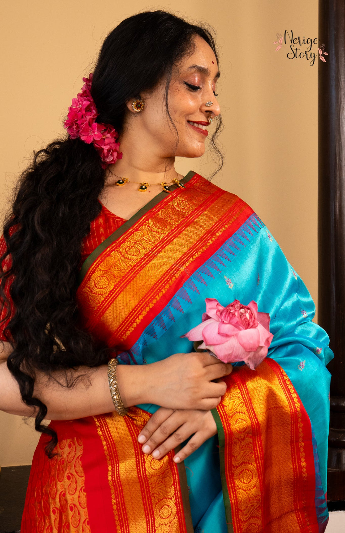 EKAVALI (ఏకావళి)