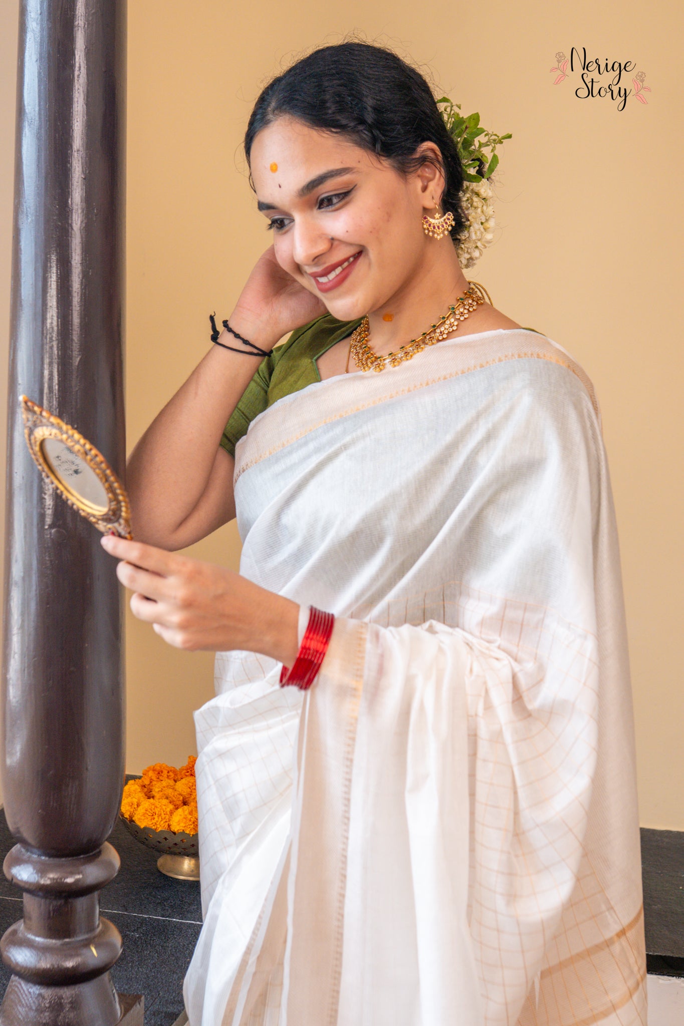 SUVARNAVELA (സ്വർണവേള)