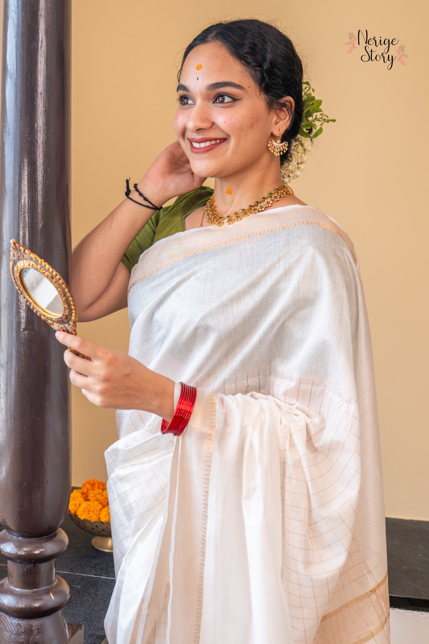 SUVARNAVELA (സ്വർണവേള)