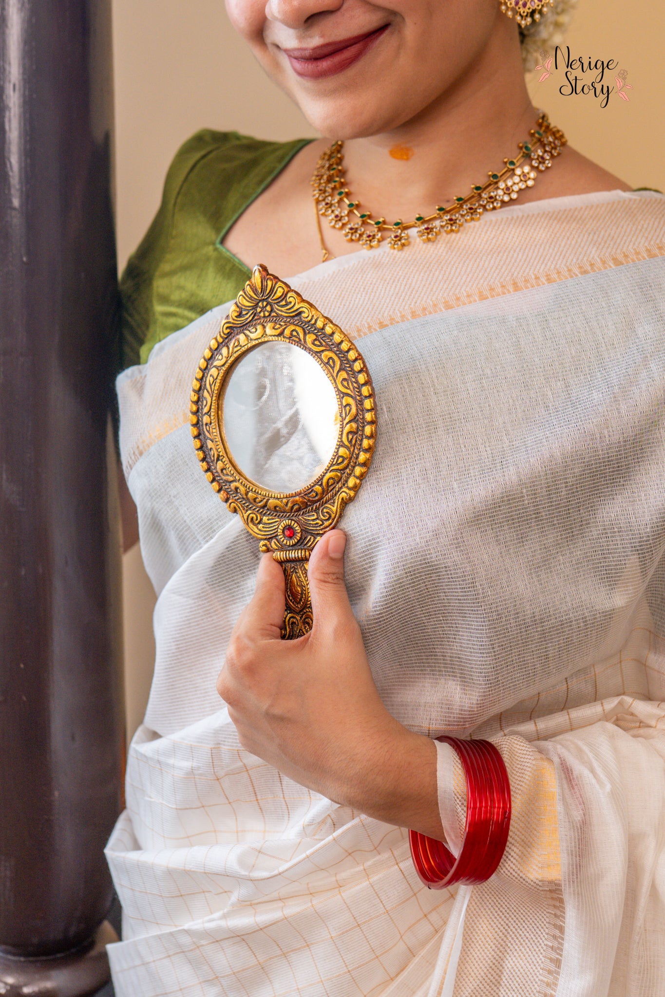 SUVARNAVELA (സ്വർണവേള)
