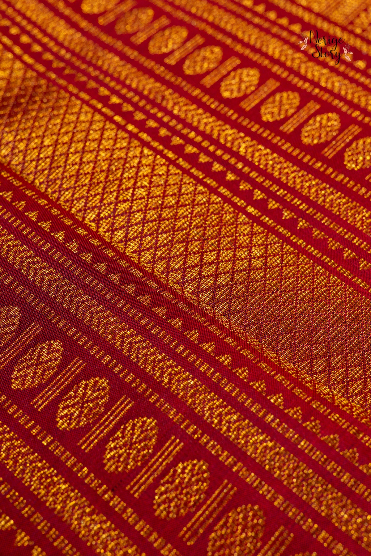 DEEVAANSHI (ದೇವಂಶಿ)