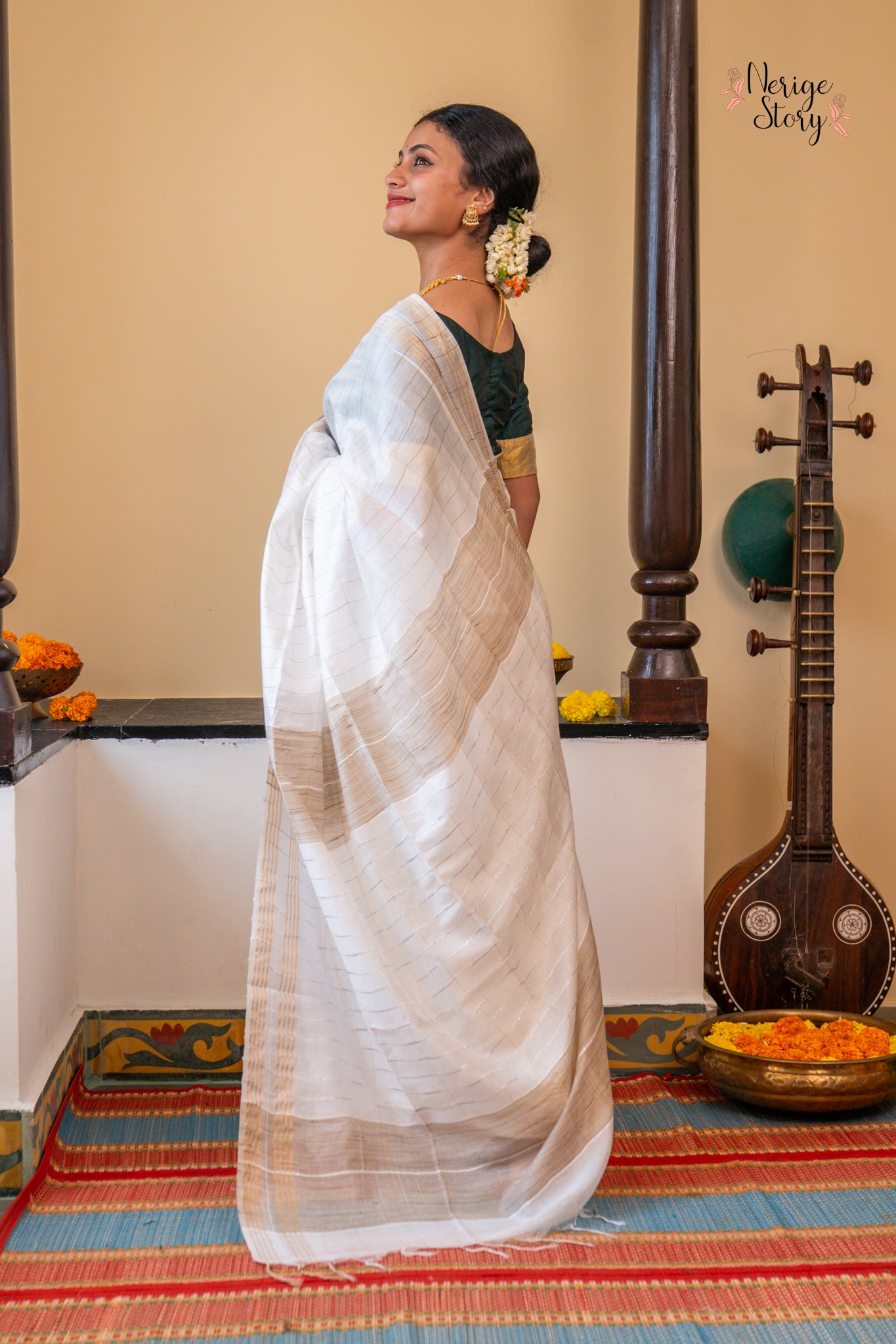 VAANAPOOKAL (വാനപൂക്കൾ)