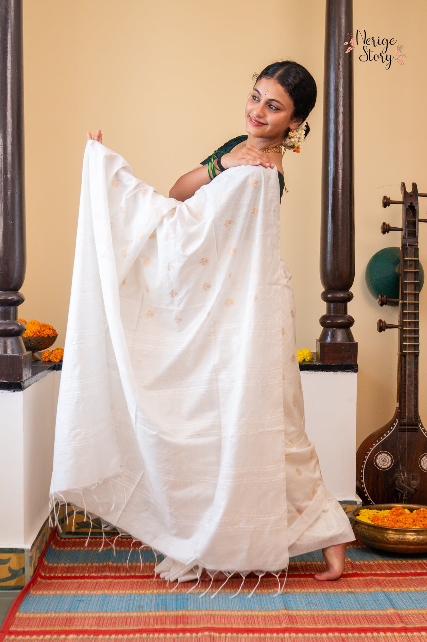ONAPOOVU (ഓണപൂവ്)