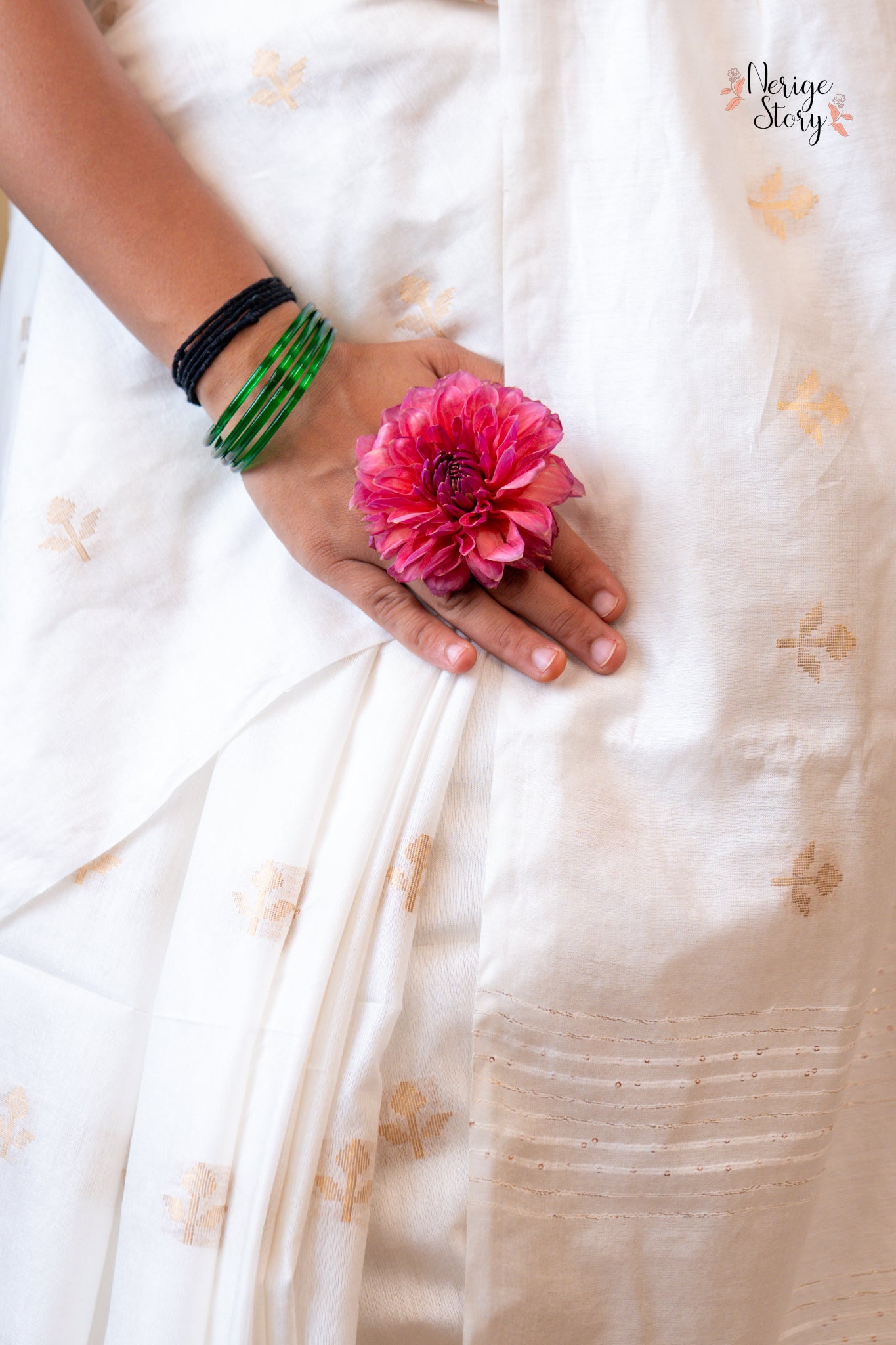 ONAPOOVU (ഓണപൂവ്)