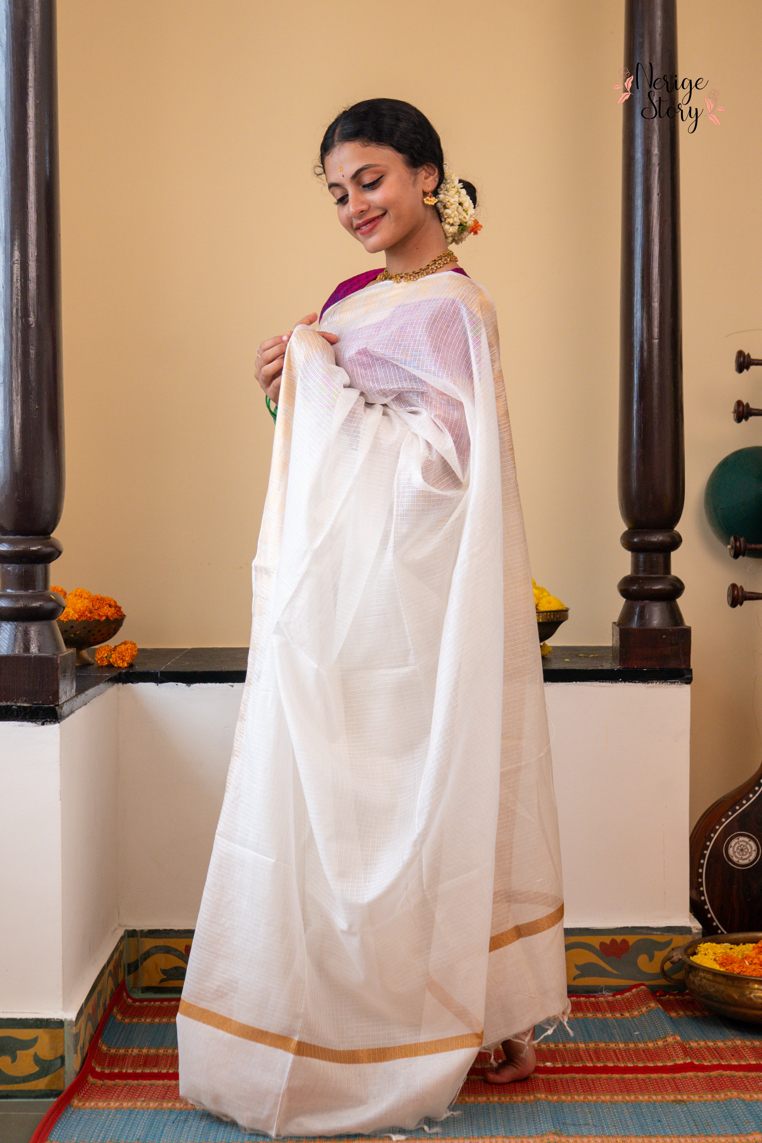 NILAVU ( നിലാവ് )