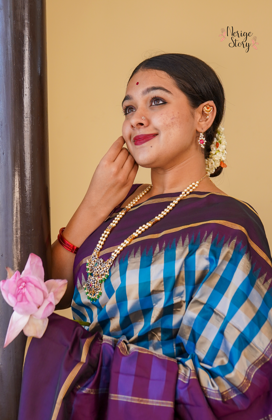 MANJUSHREE (ಮಂಜುಶ್ರೀ)