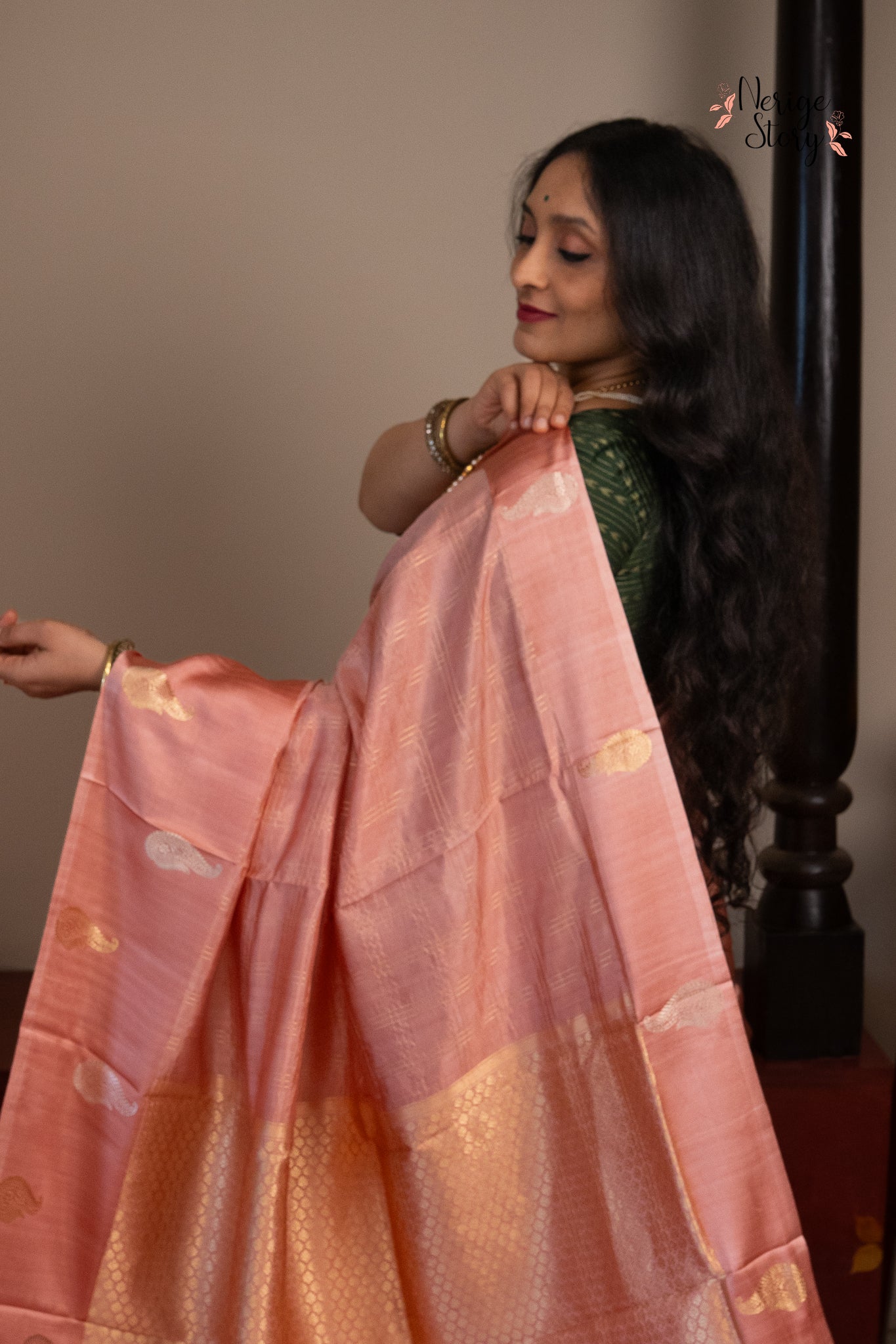 MAHITHASREE (महिताश्री)