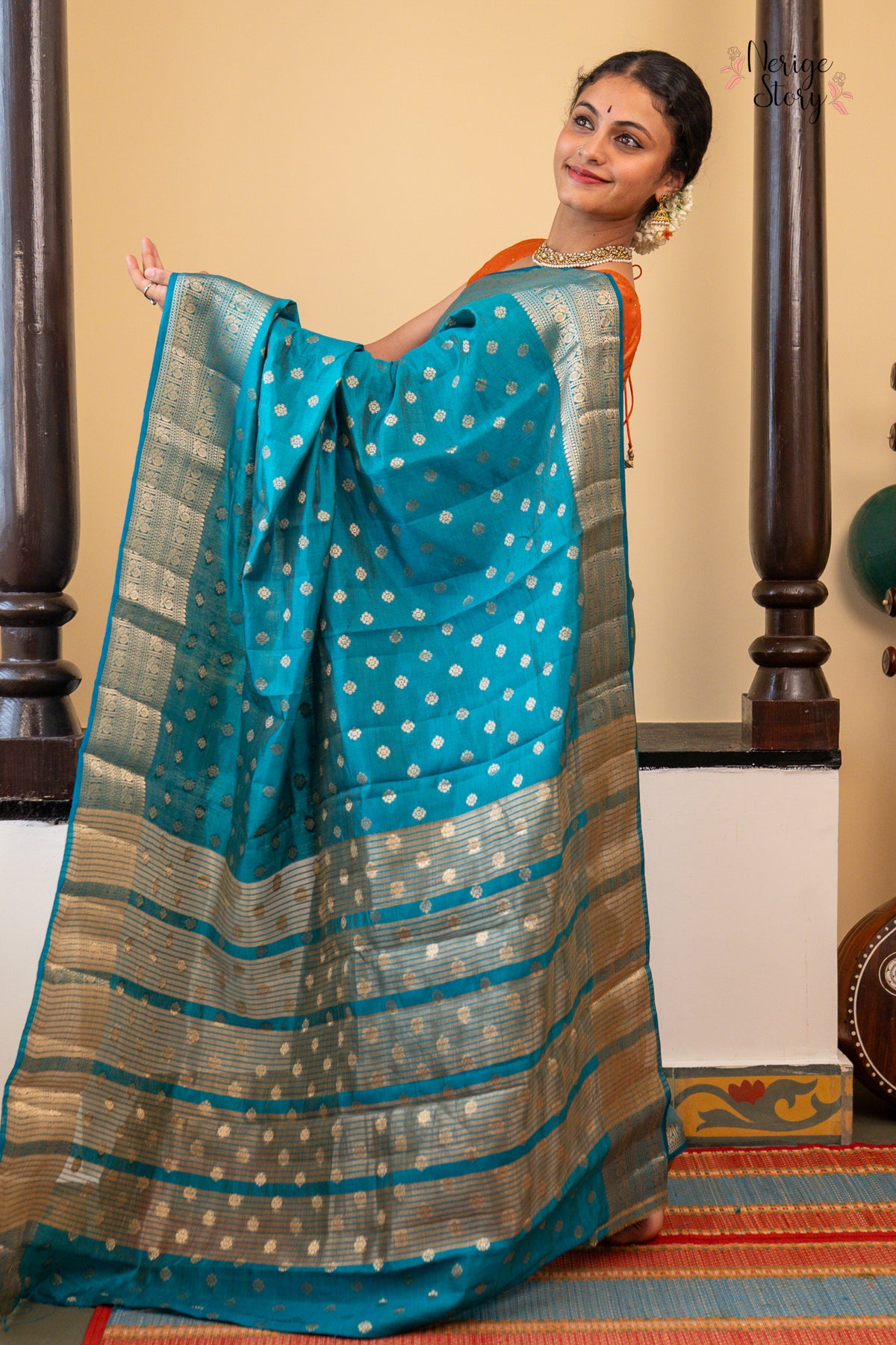 NALINI (नलिनी)