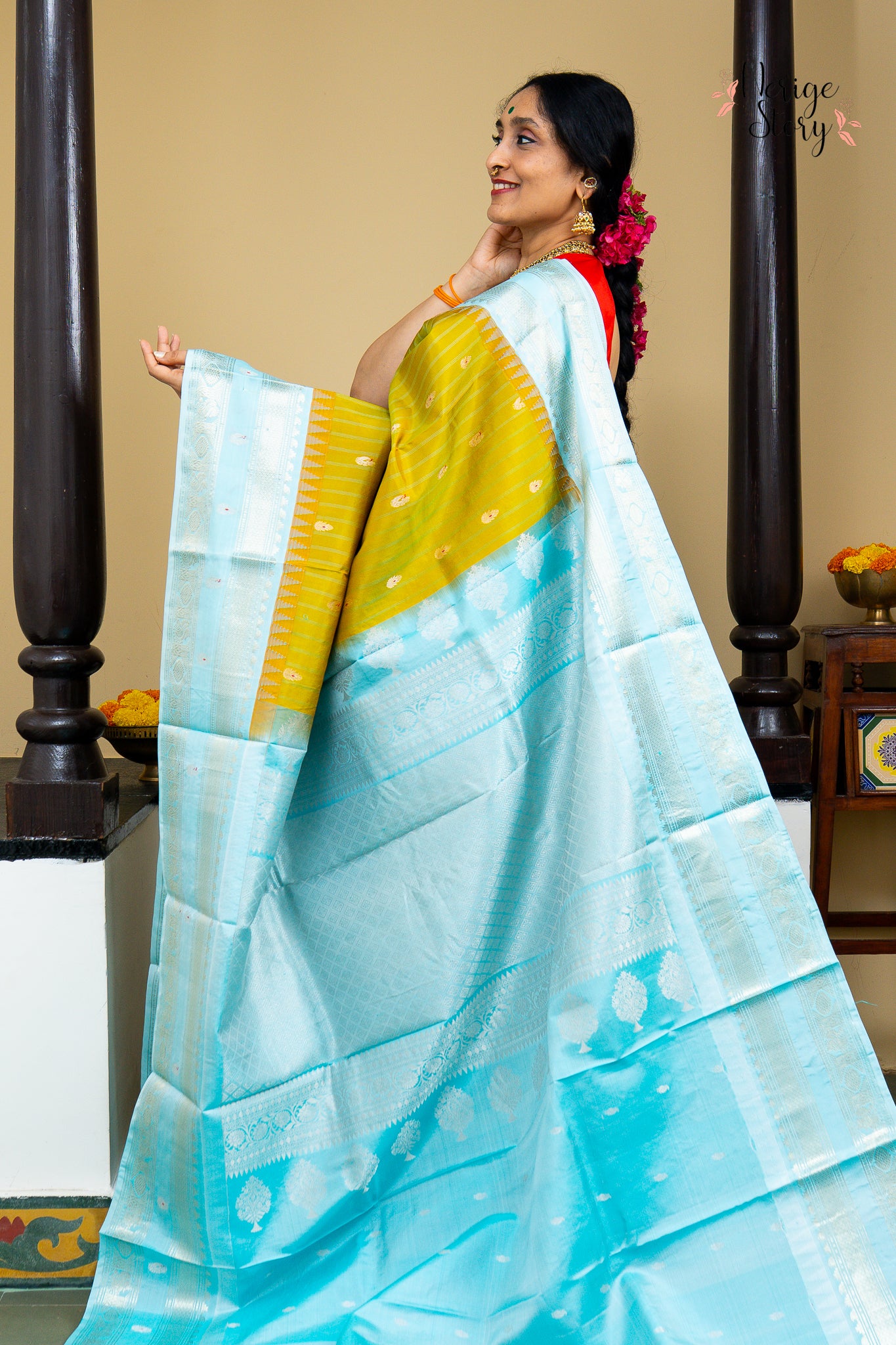 LAKSHMI SWARUPINI (లక్ష్మీ స్వరూపిణి)