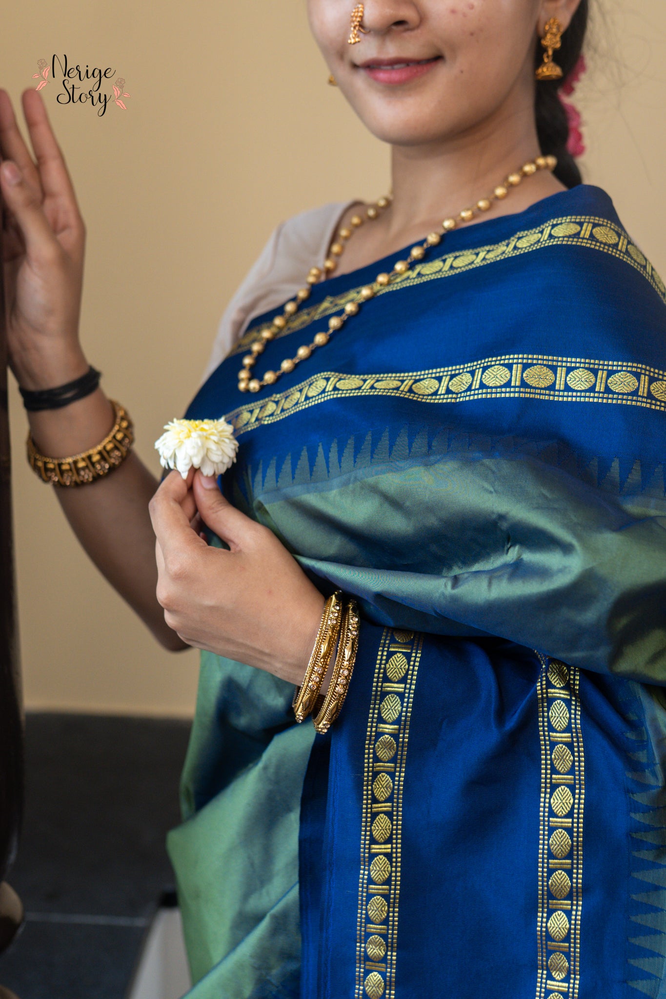 NEELAMBARI (ನೀಲಾಂಬರಿ)