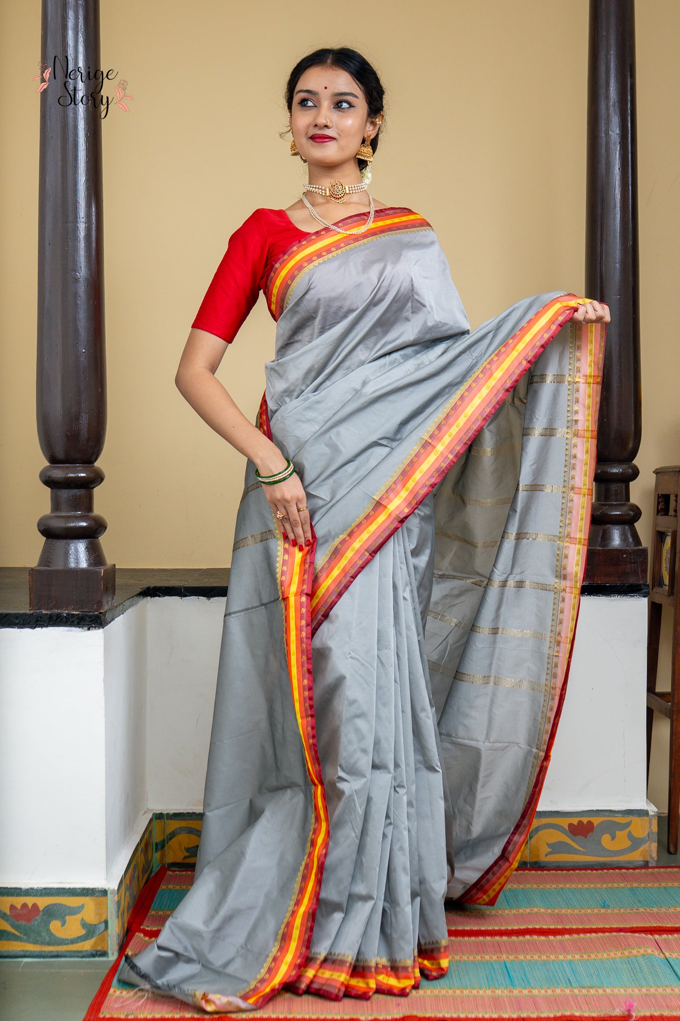 MADHAVI (ಮಾಧವಿ)
