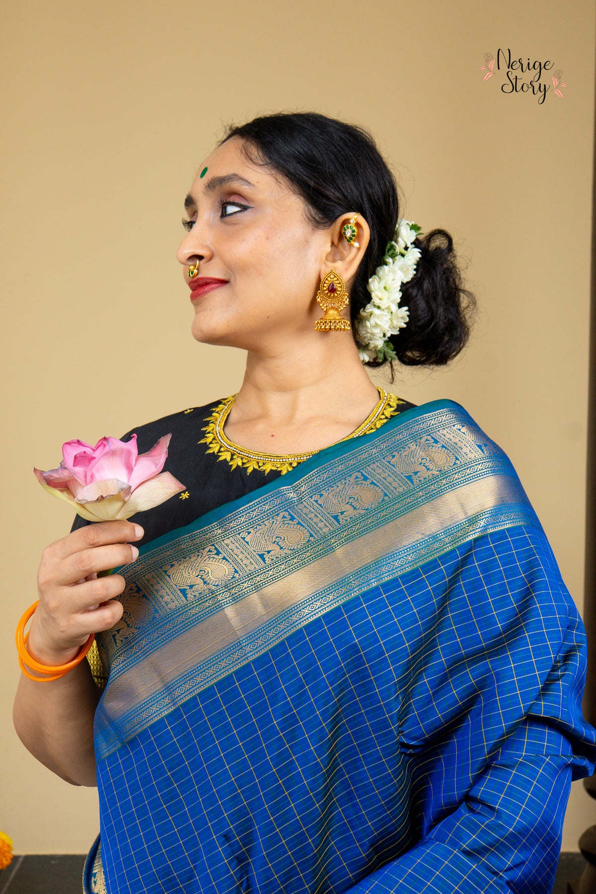 MALINI (మాలినీ)