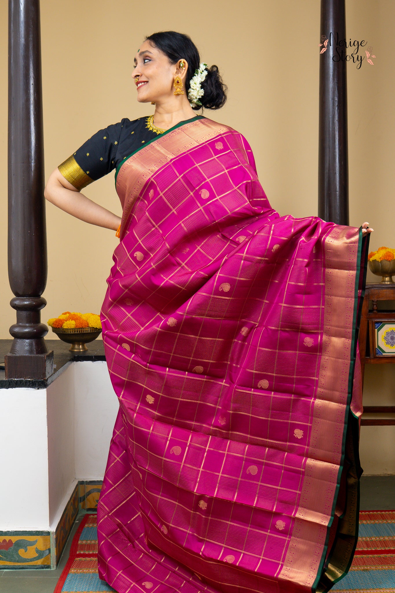 KANTHA (కంఠ)