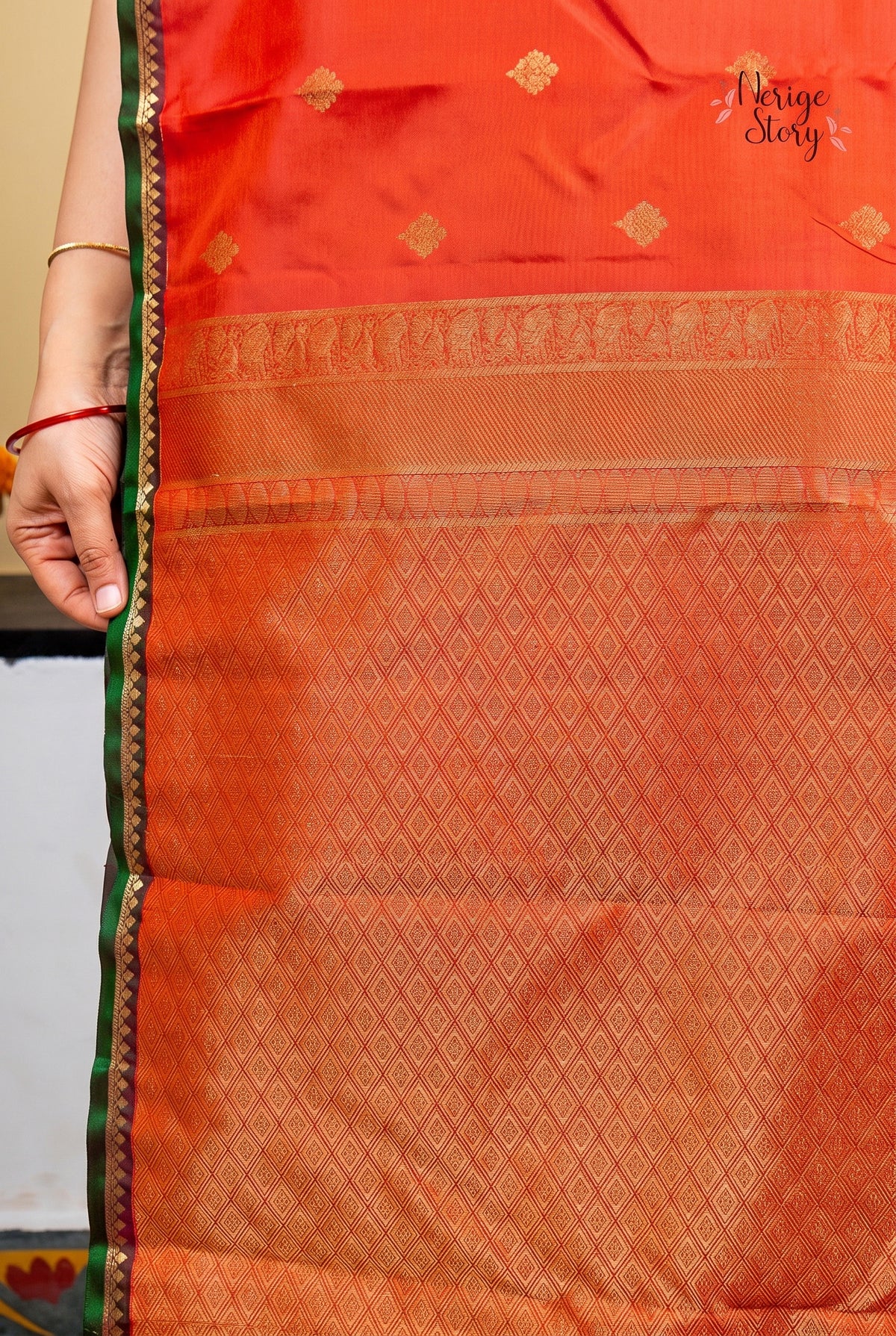 AHANA (అహాన)