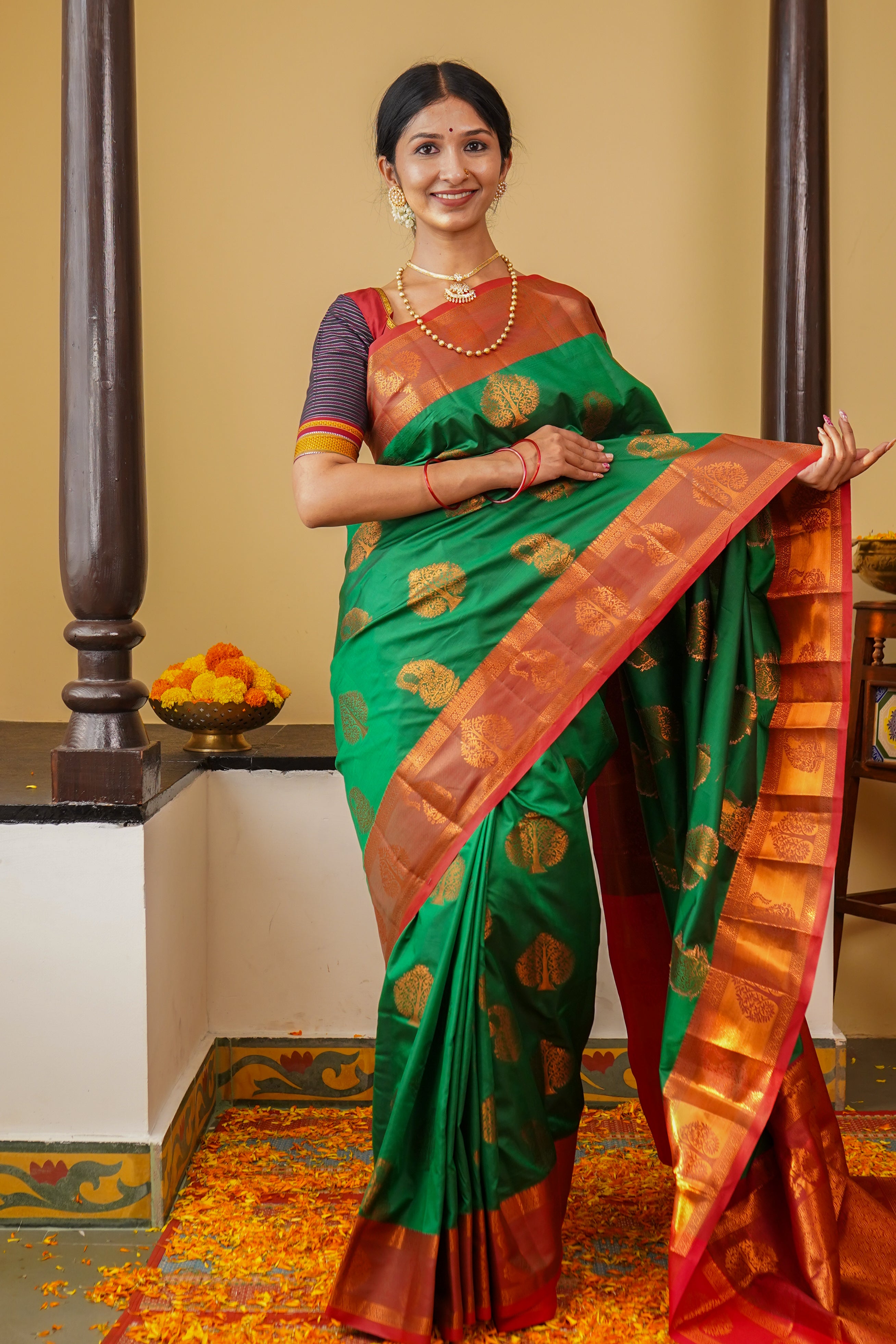 YOGALAKSHMI (ಯೋಗಲಕ್ಷ್ಮಿ)