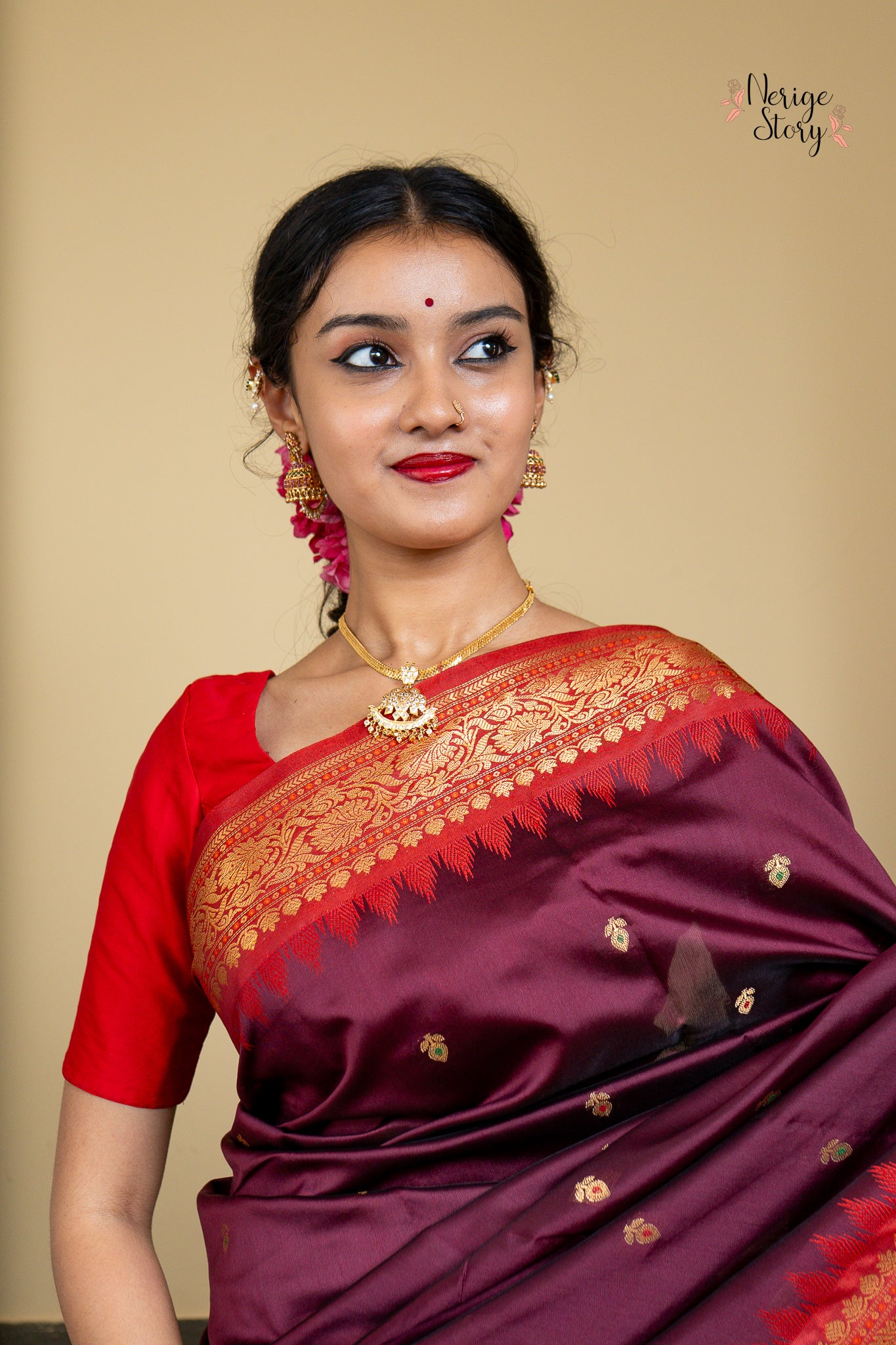 SAMIKA (सामिका)