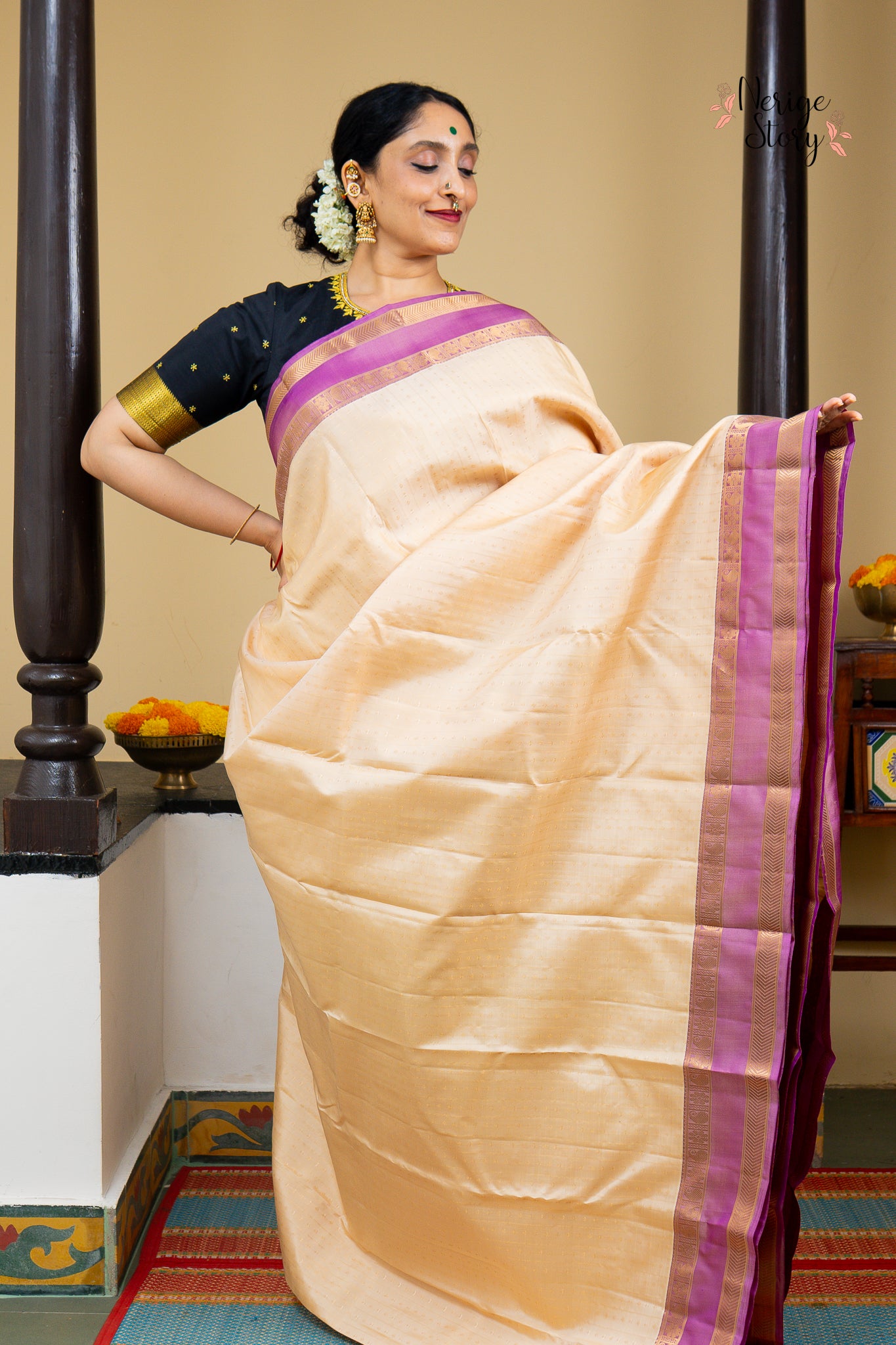 NALINI (నలిని)