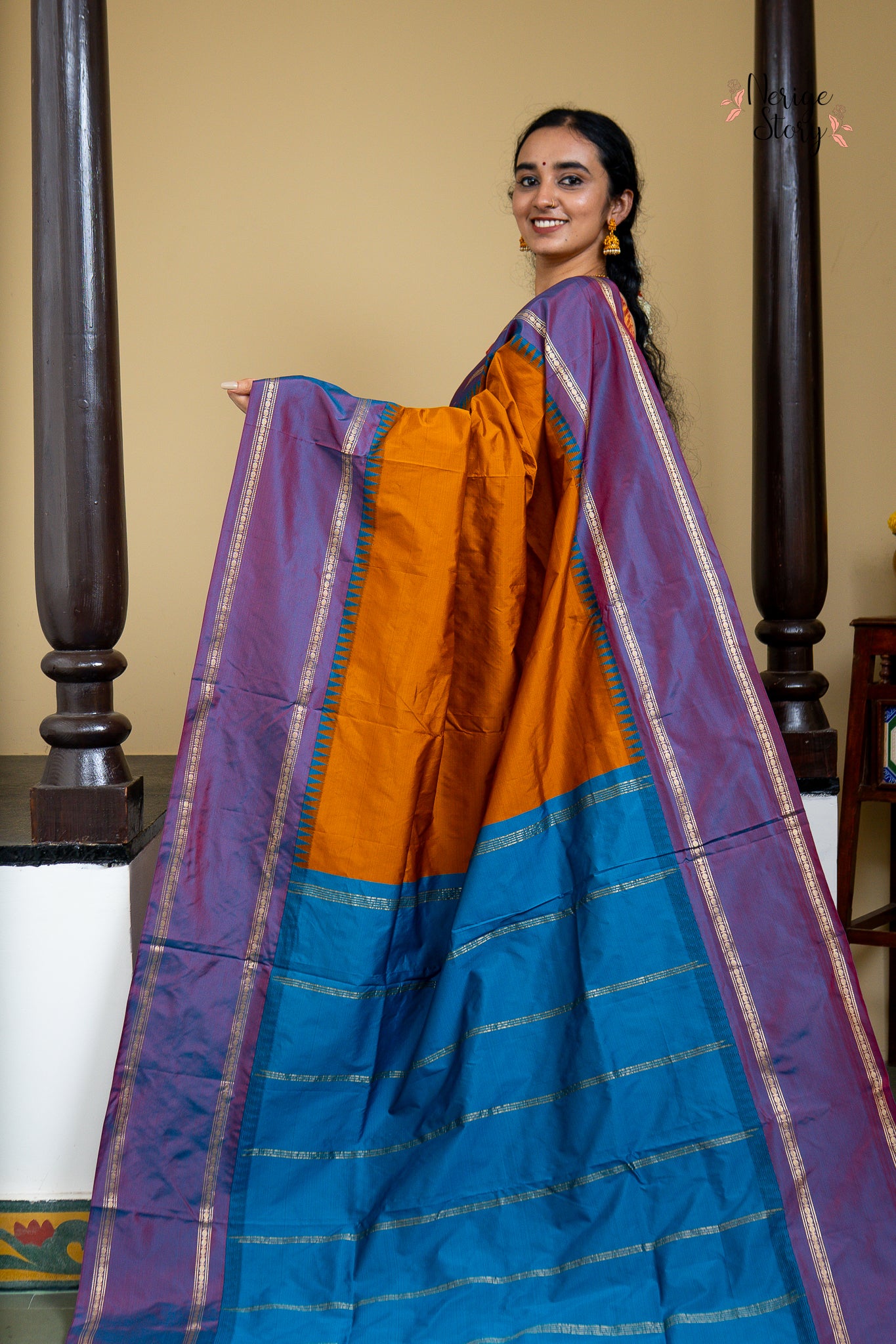 SANTOSHI (ಸಂತೋಷಿ)