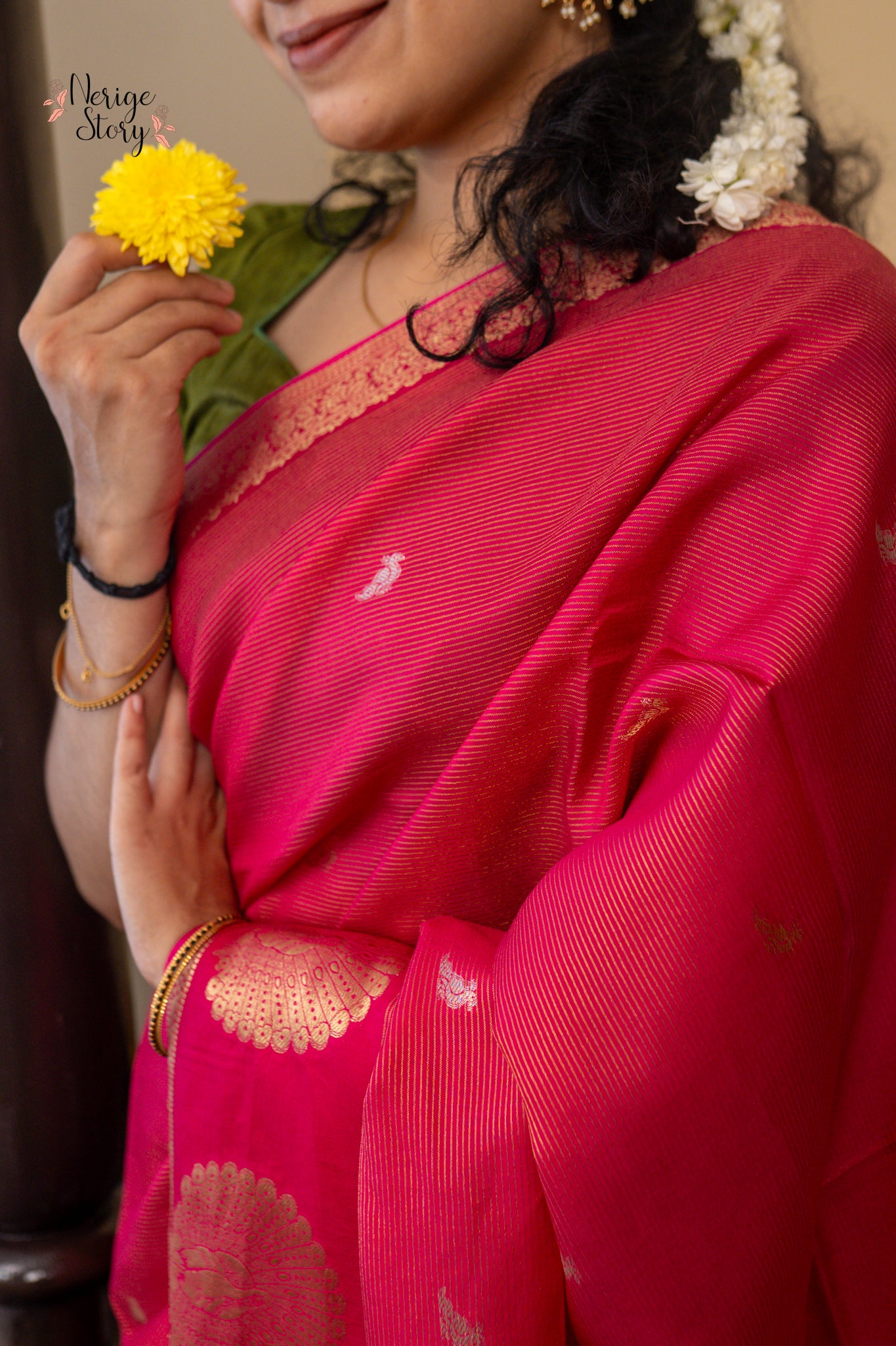DARPANA (दर्पणा)
