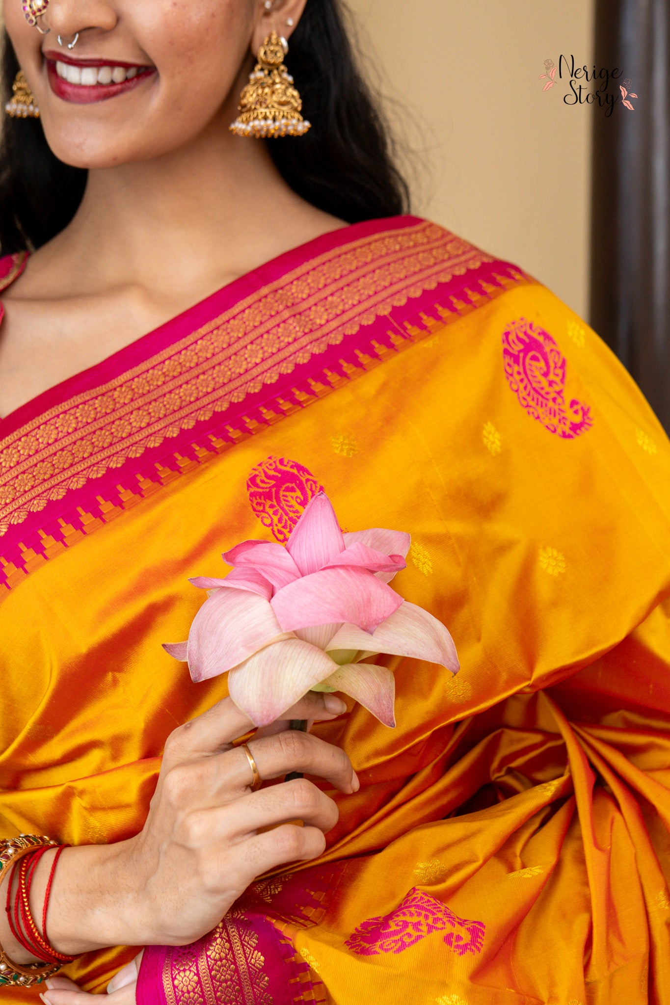 AVANI (ಅವನಿ)