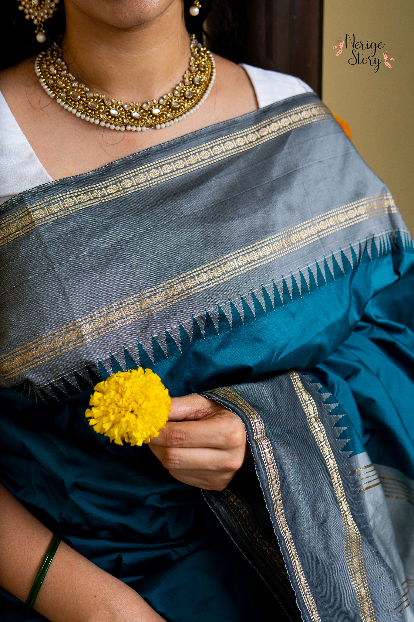 VIDYALAKSHMI (ವಿದ್ಯಾಲಕ್ಷ್ಮಿ)